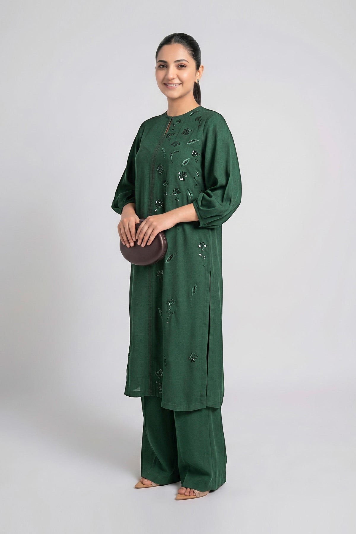 2 Pc Embroidered Crepe Suit
