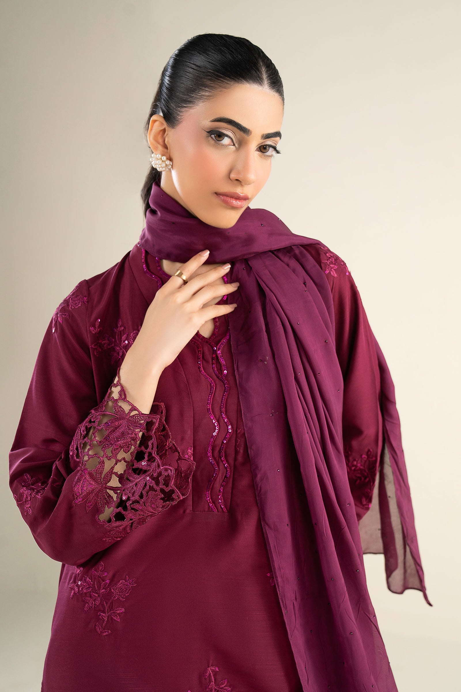 Embellished Apple Silk Dupatta