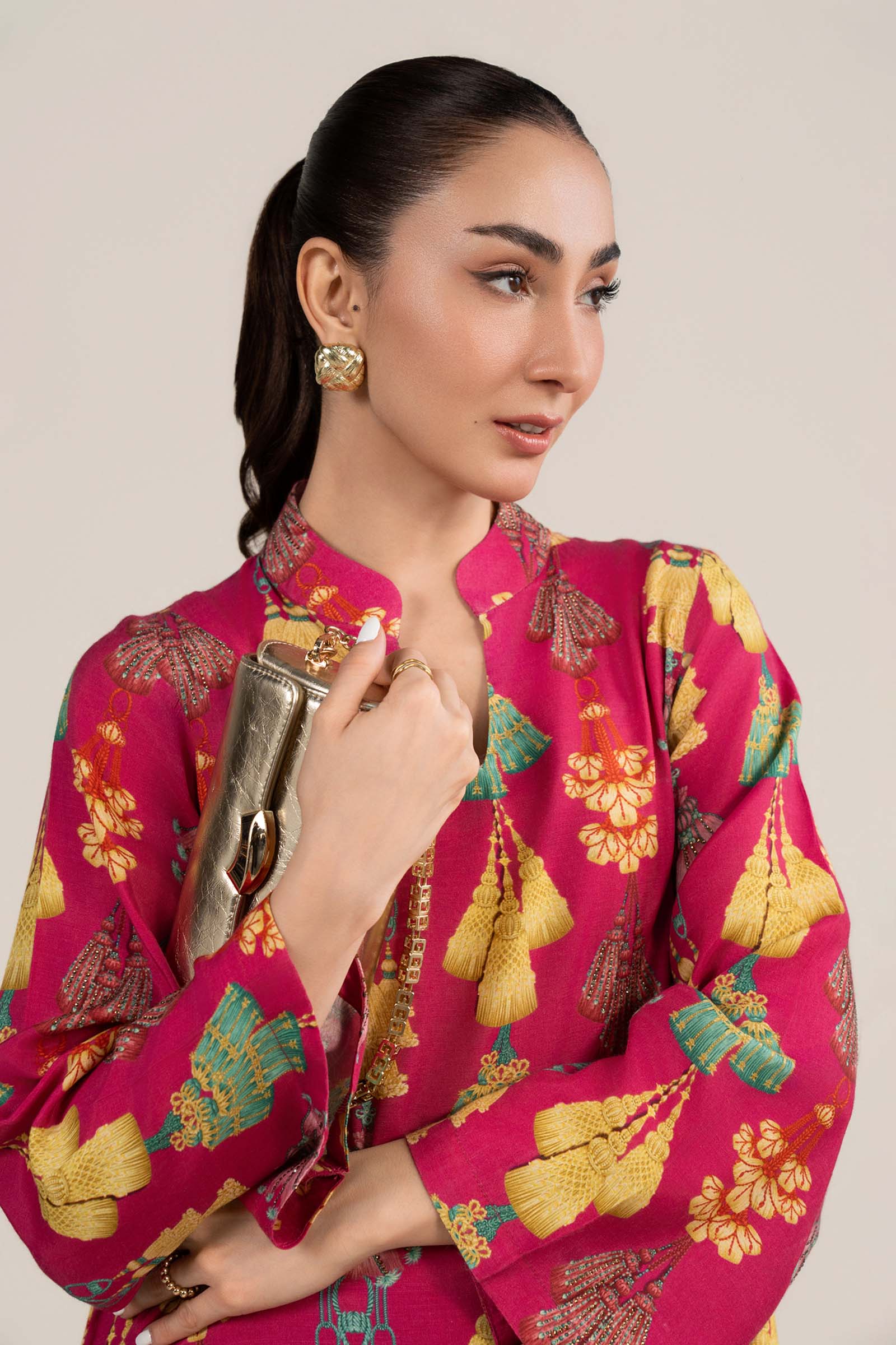 2 Pc Embellished Crepe Suit