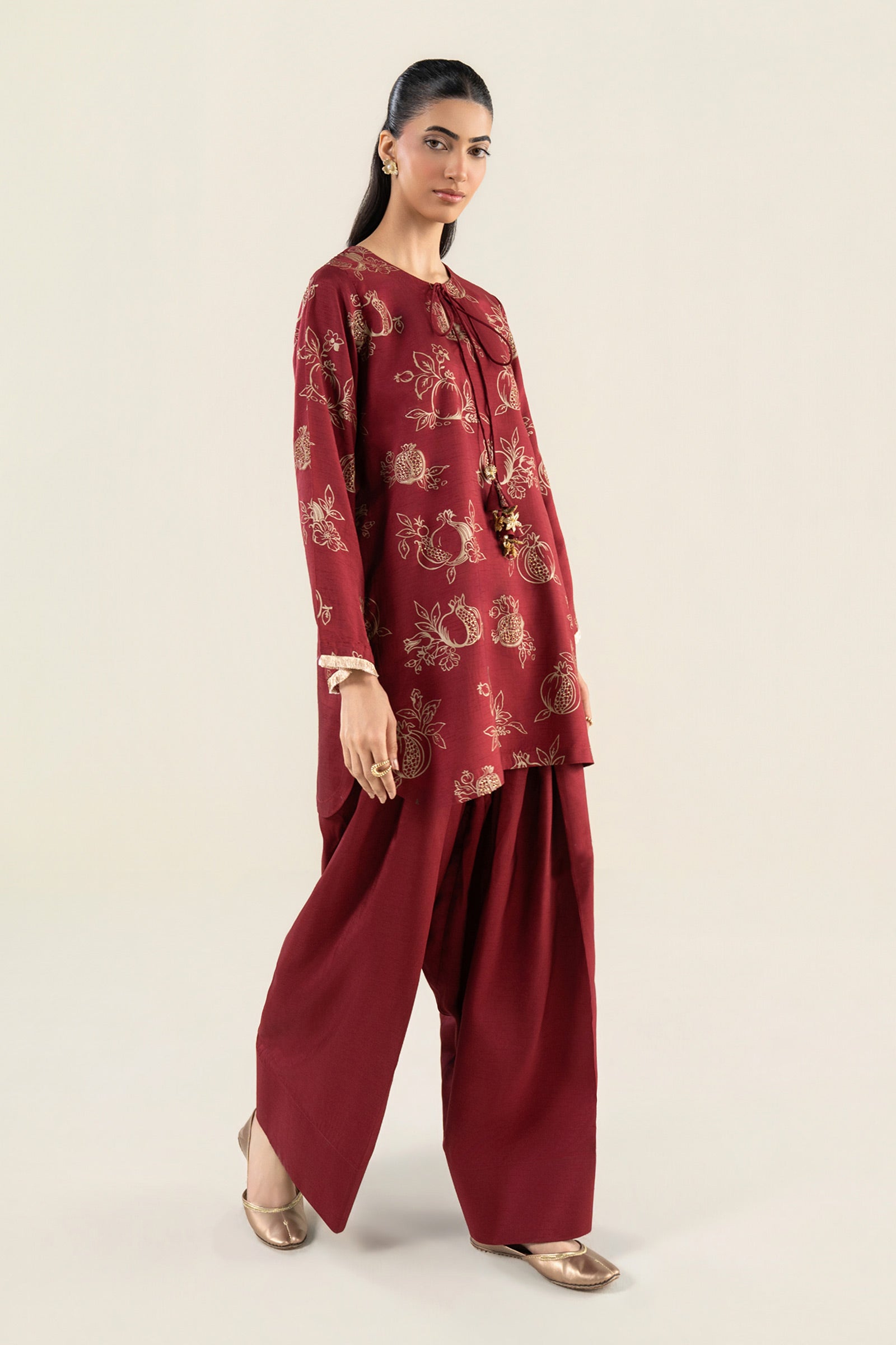 2 Pc Embellished Raw Silk Suit