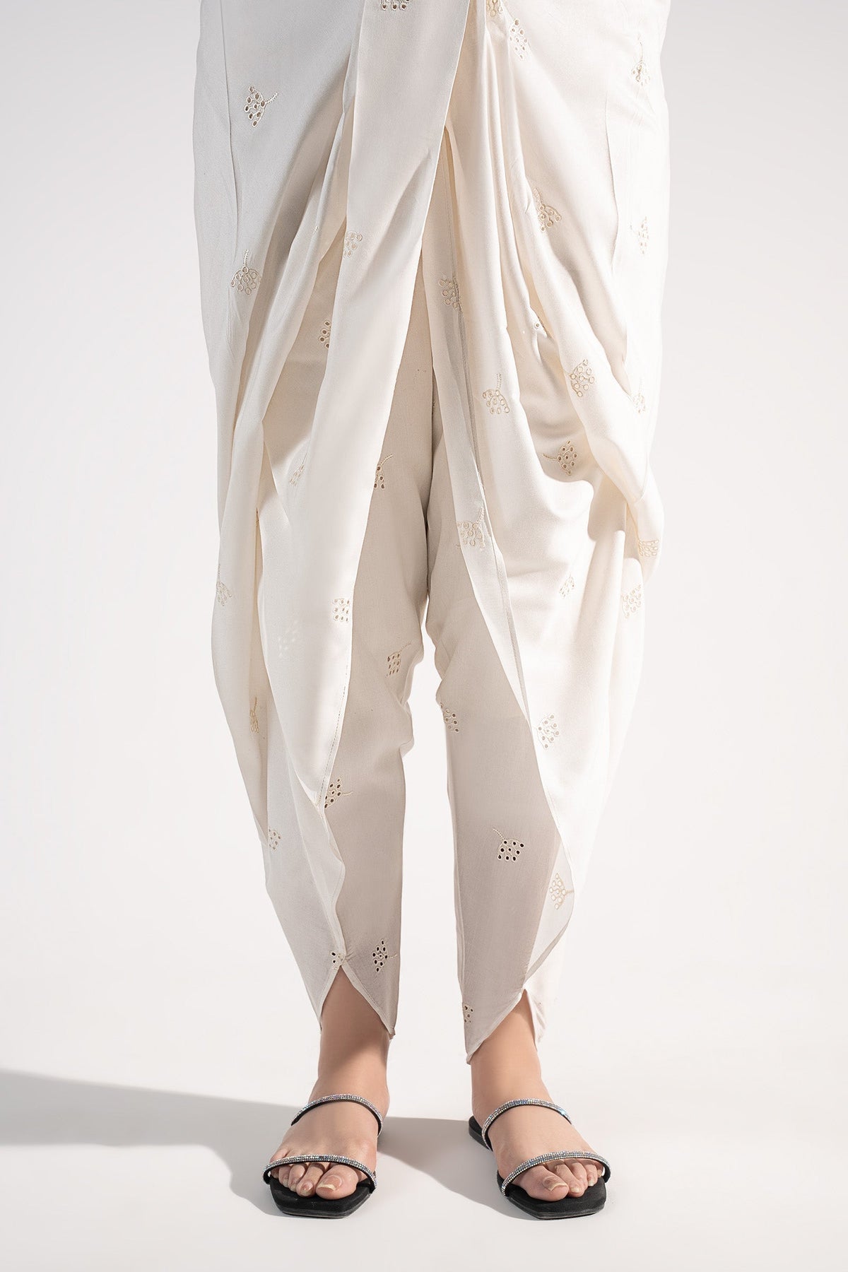 Embroidered Arabic Lawn Shalwar