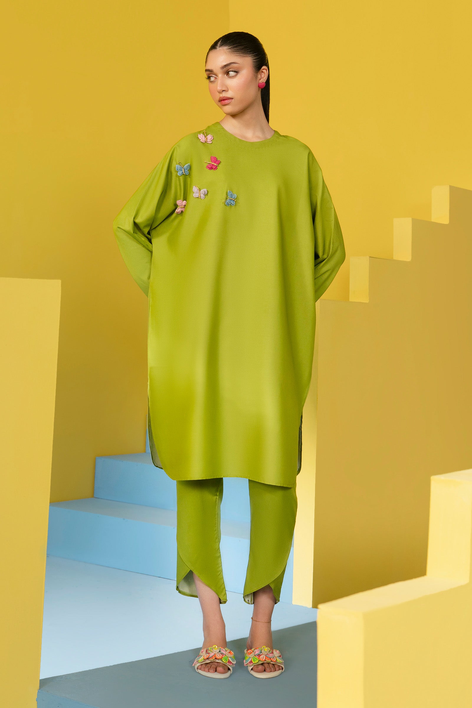 2 Pc Dyed Arabic Lawn Suit