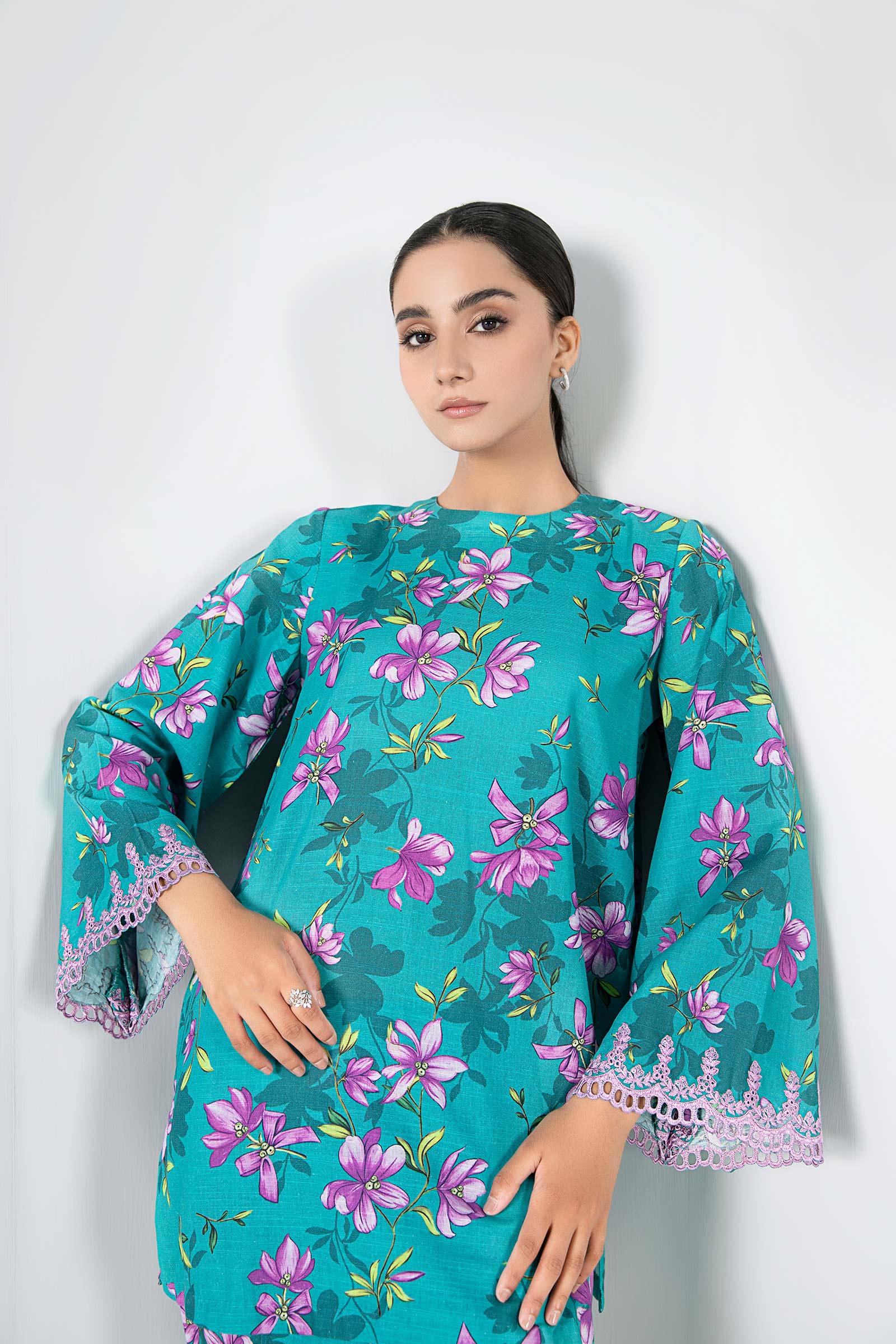 2 Pc Printed Khaddar Suit