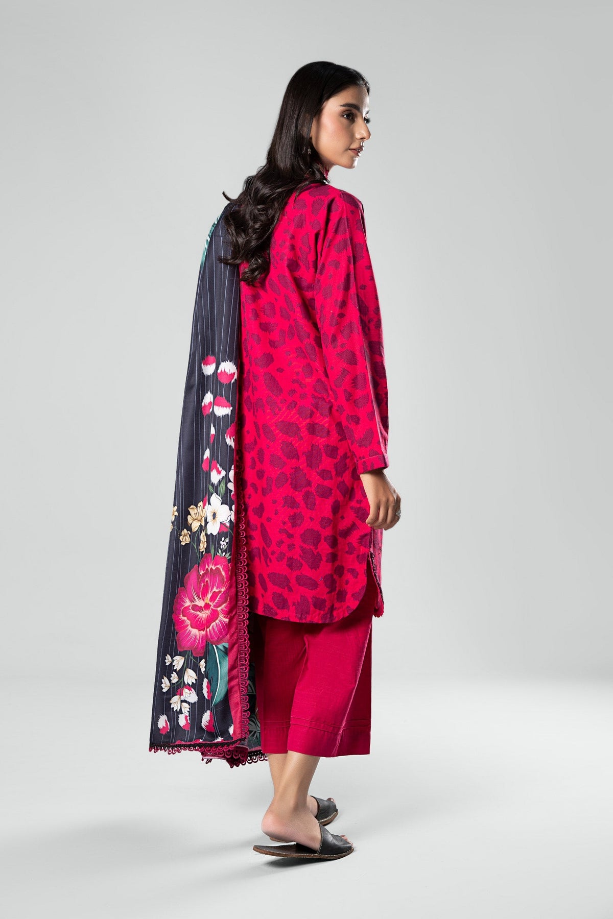 3 Pc Printed Khaddar Suit - MBP210A-ESM-999