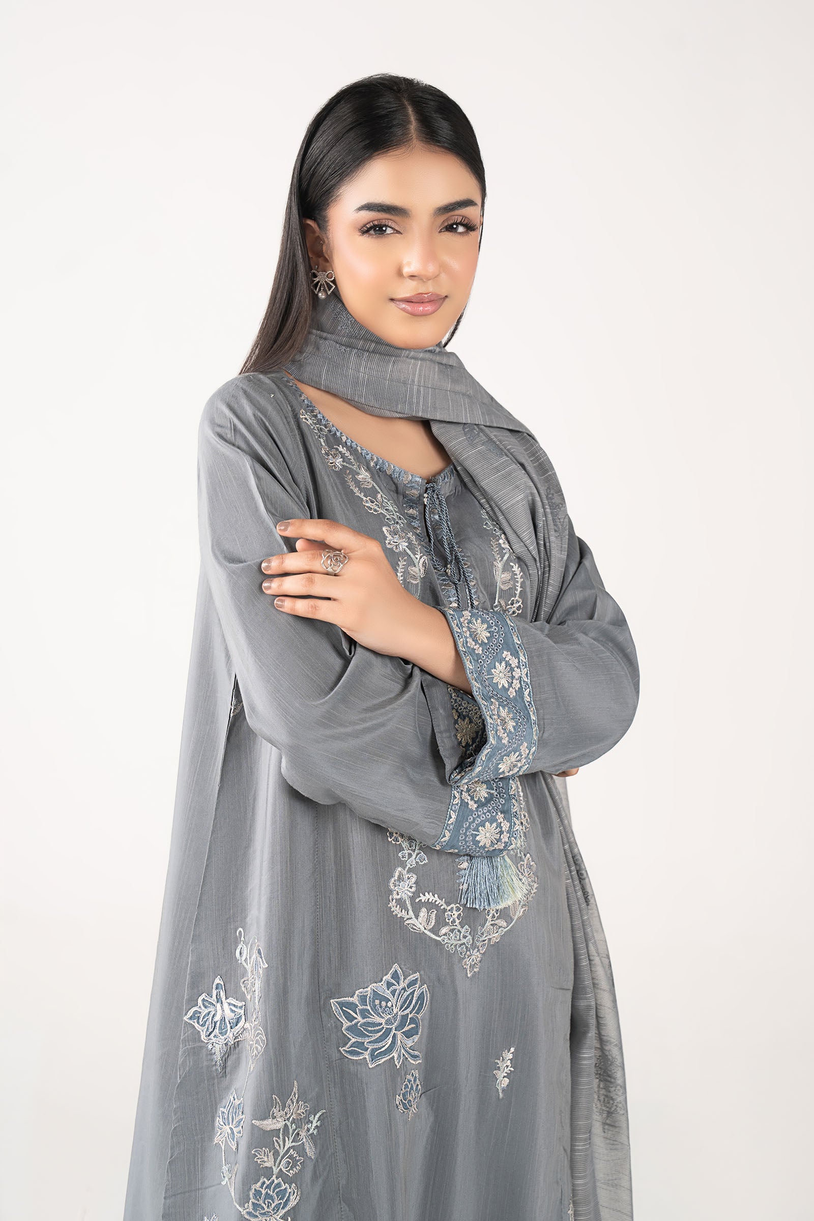 2 Pc Embroidered Cambric Suit