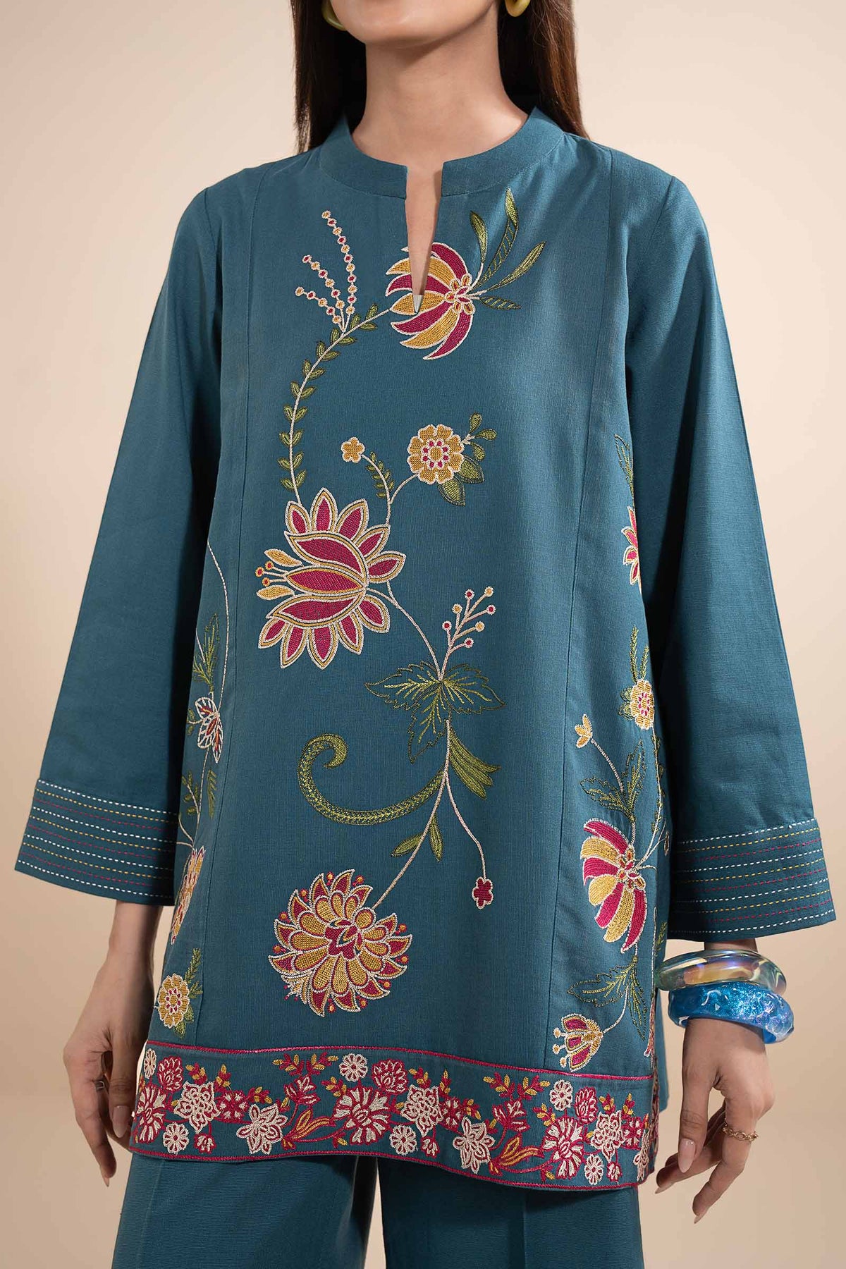 2 Pc Embroidered Khaddar Suit