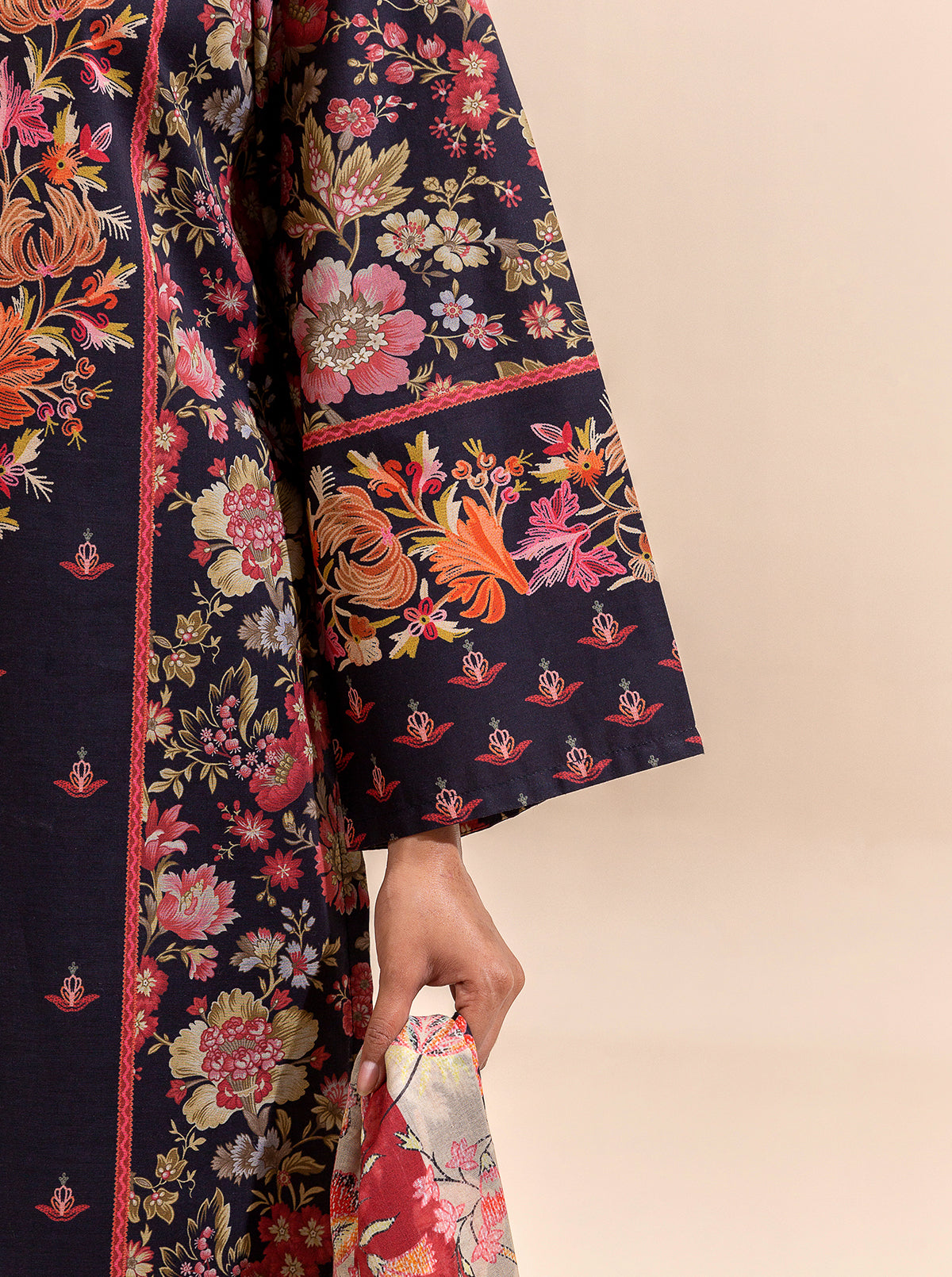 2 Piece Printed Lawn Suit-Ebony Garden (Unstitched)