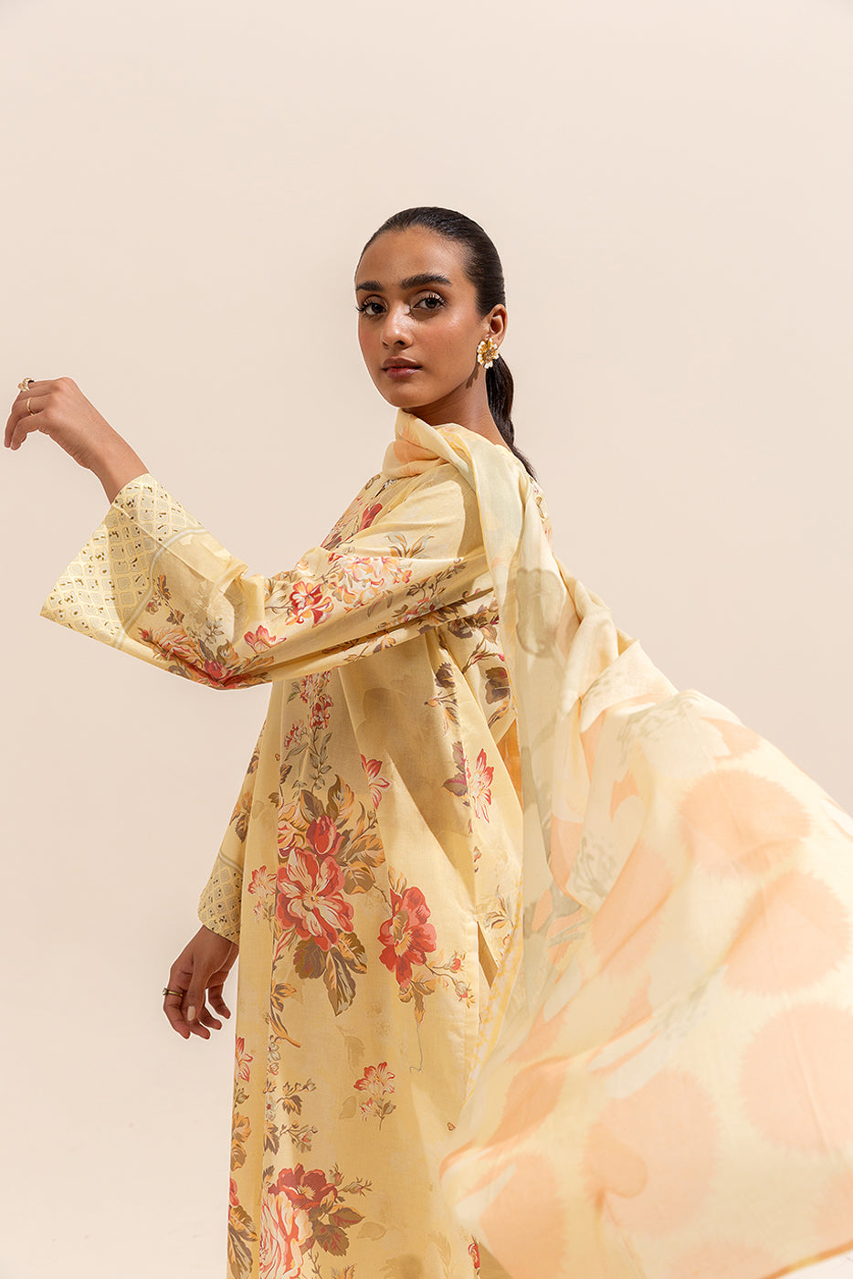 3 Piece Printed Lawn Suit-Vintage Veil (Unstitched)