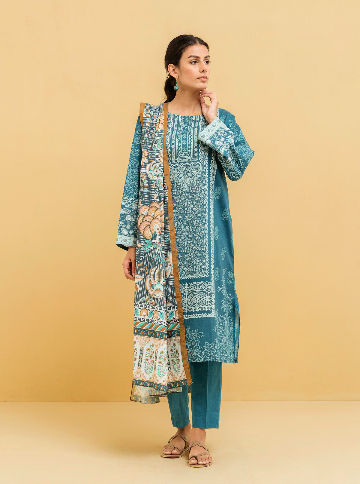 3 Piece - Printed Lawn Suit - Blue Bouquet