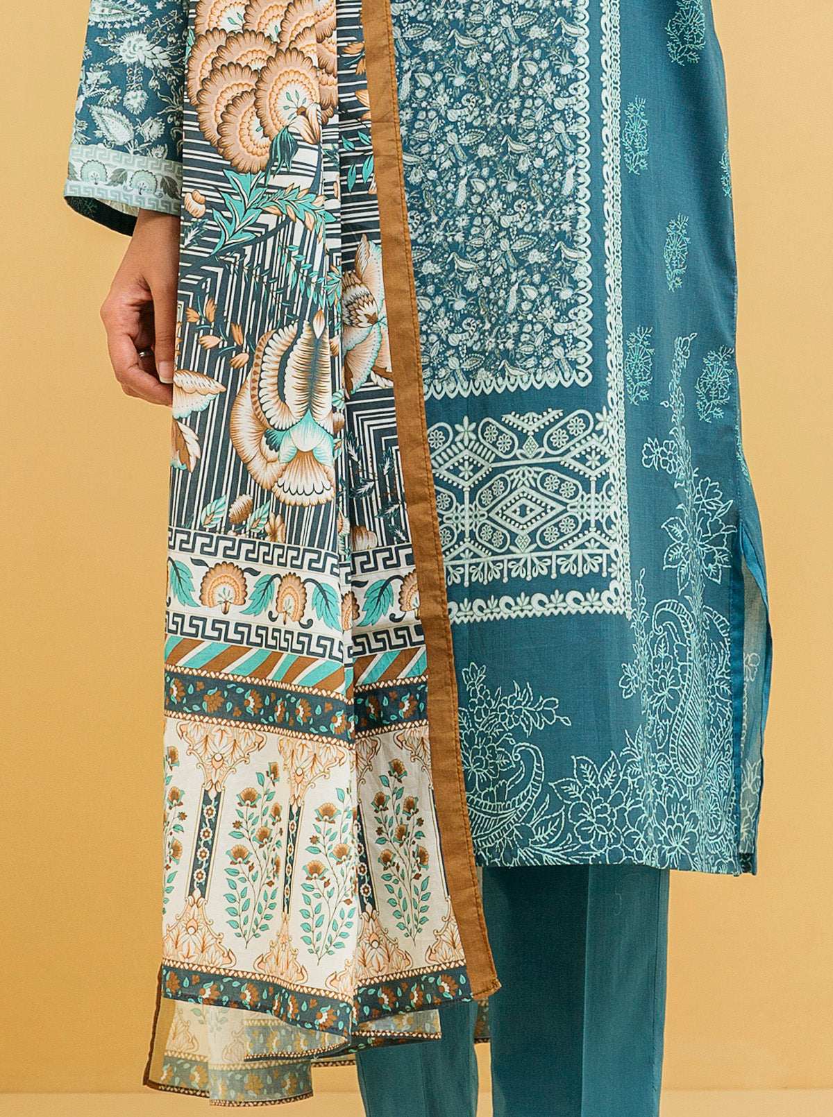 3 Piece - Printed Lawn Suit - Blue Bouquet