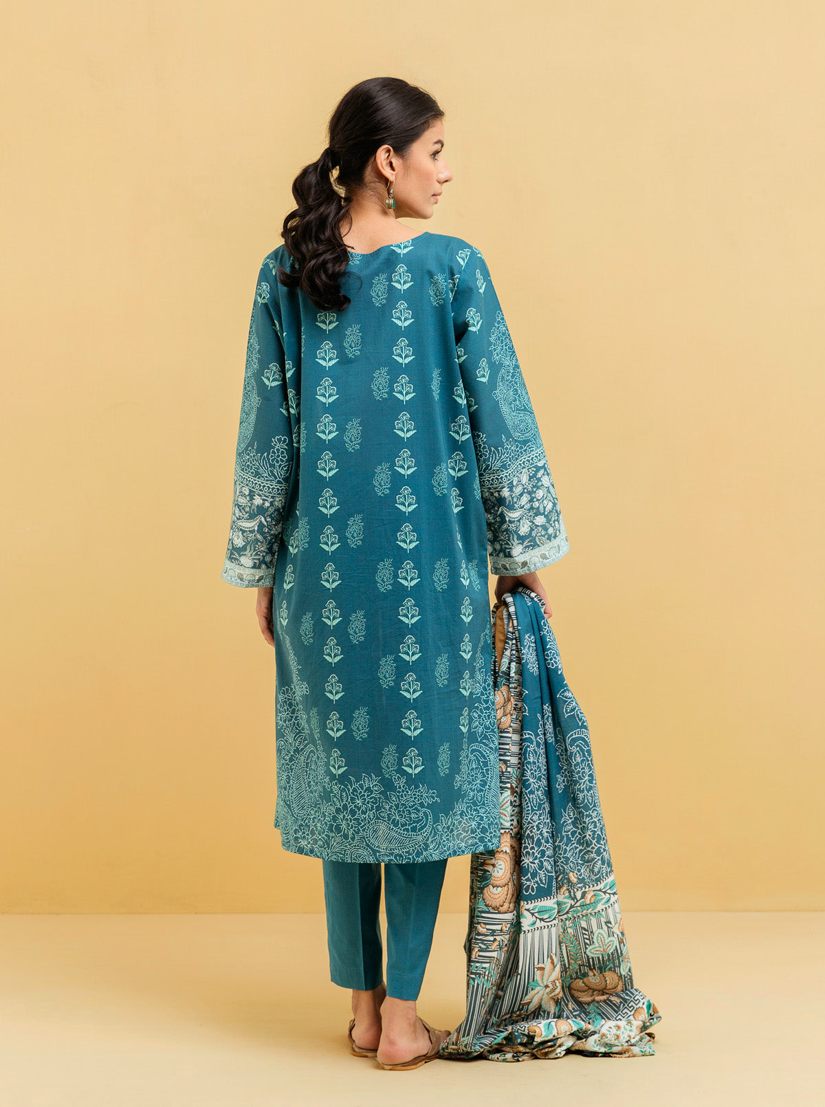 3 Piece - Printed Lawn Suit - Blue Bouquet