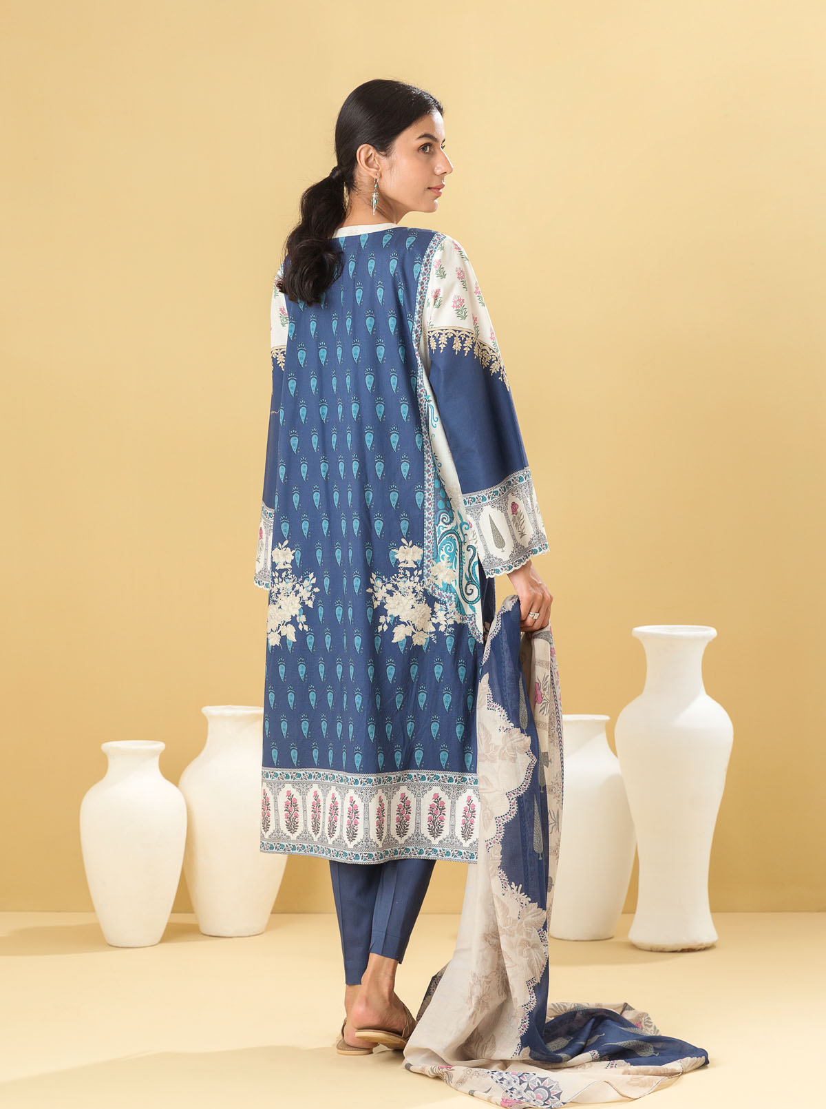 3 Piece - Printed Lawn Suit - Oriental Escape