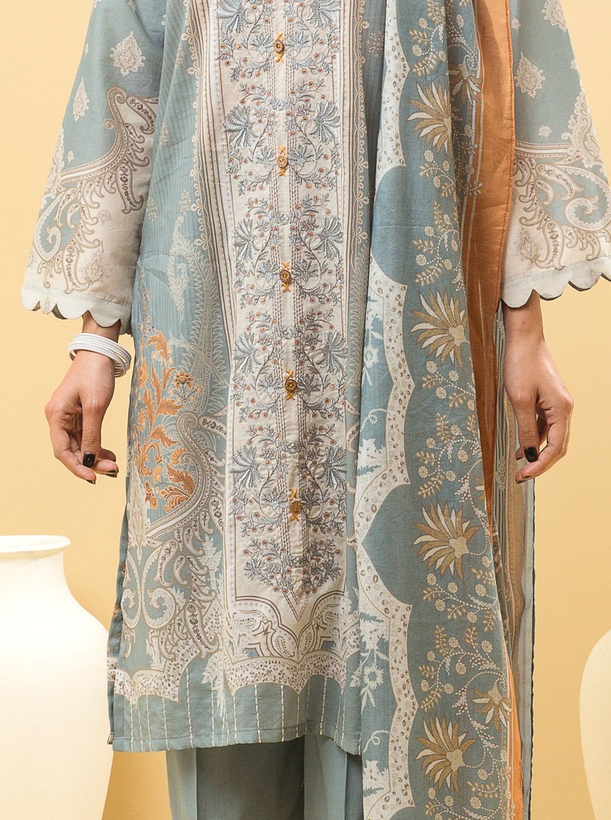 3 Piece - Embroidered Lawn Suit - Delicate Deco