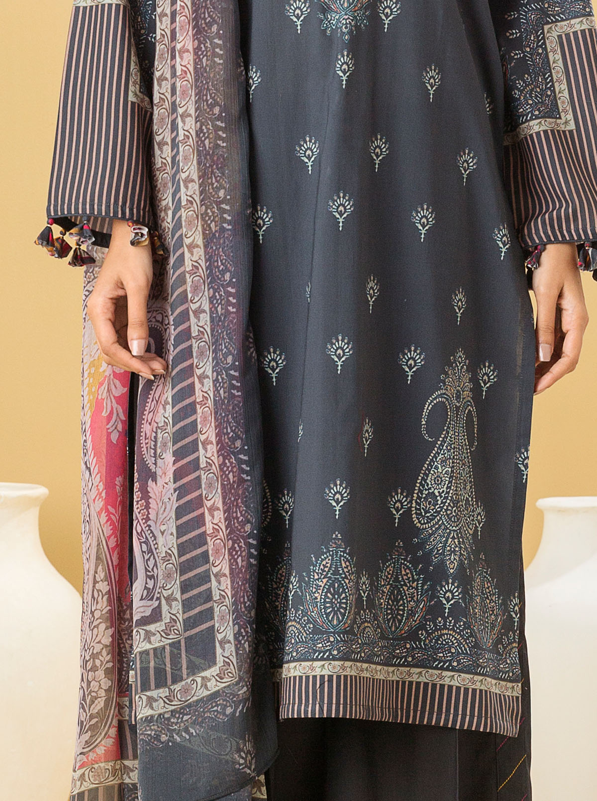 3 Piece - Printed Lawn Suit - Mystique Muse