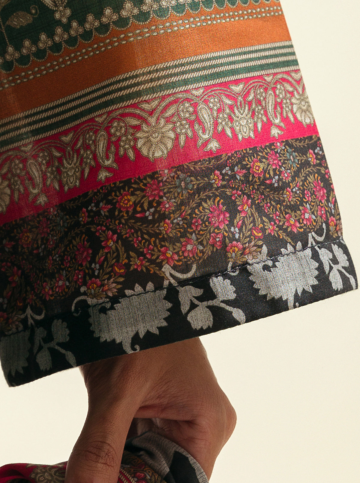 2 Piece - Printed Lawn Suit - Exotic Odyssey