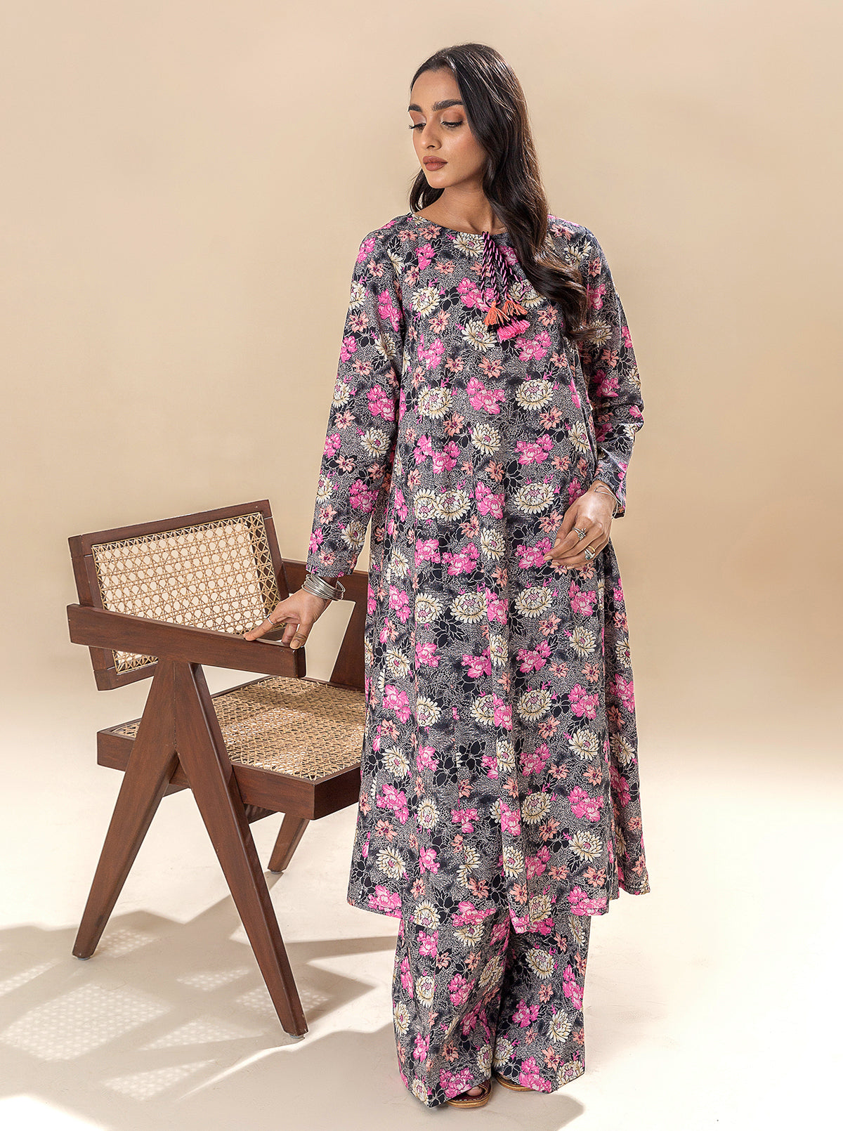 2 Piece Printed Lawn Suit-Ebony Bloom (Unstitched)