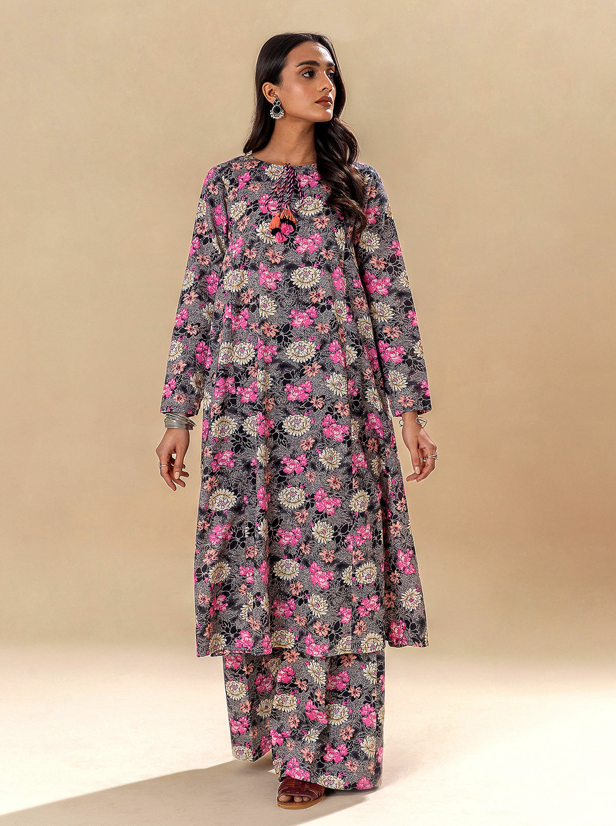 2 Piece Printed Lawn Suit-Ebony Bloom (Unstitched)