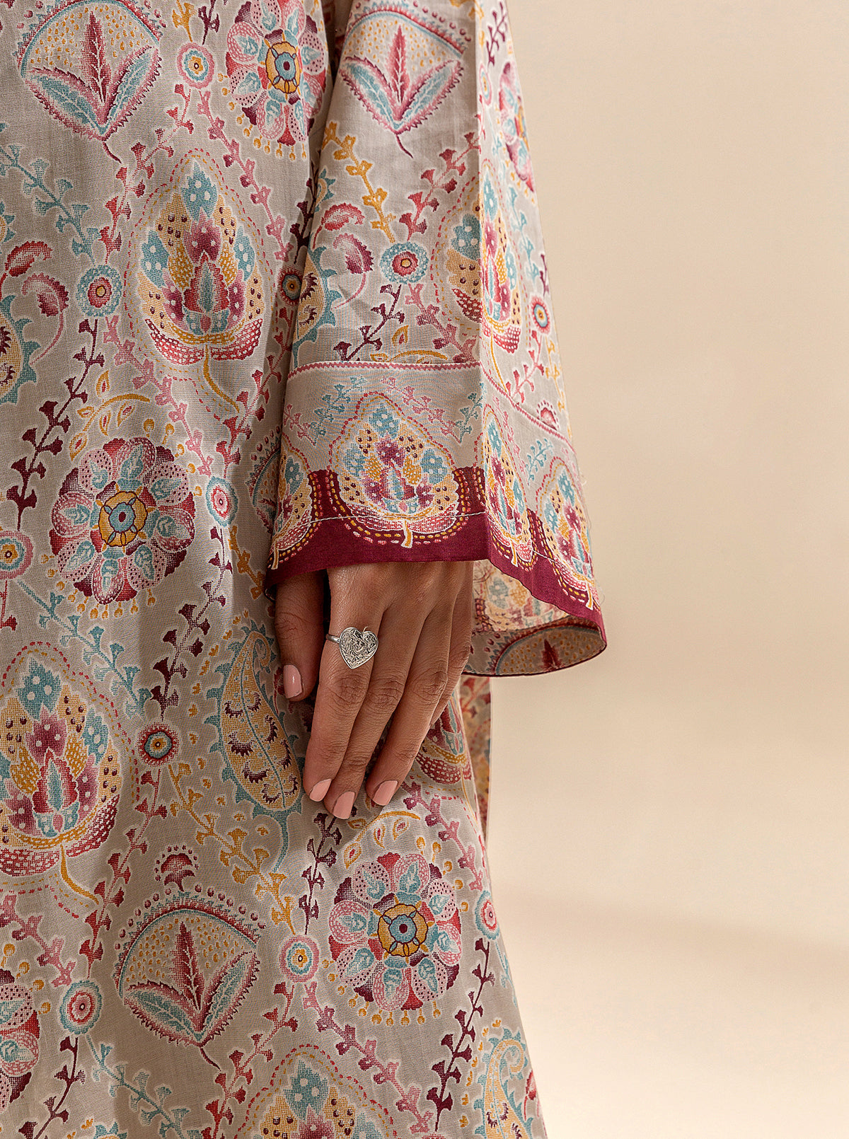 2 PIECE PRINTED LAWN SUIT-MEADOW MILK (UNSTITCHED)
