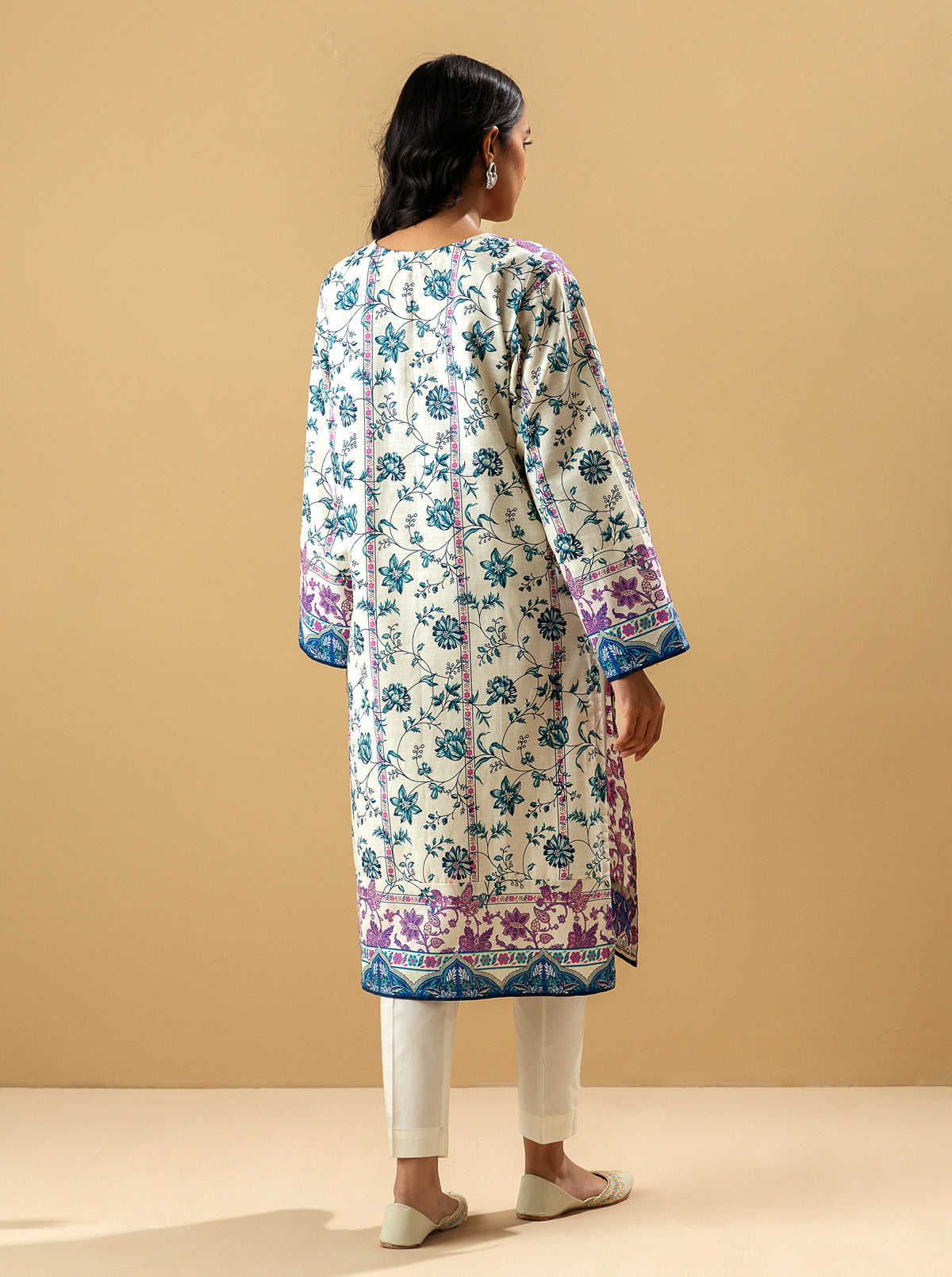 2 Piece - Printed Khaddar Suit - Gardenia