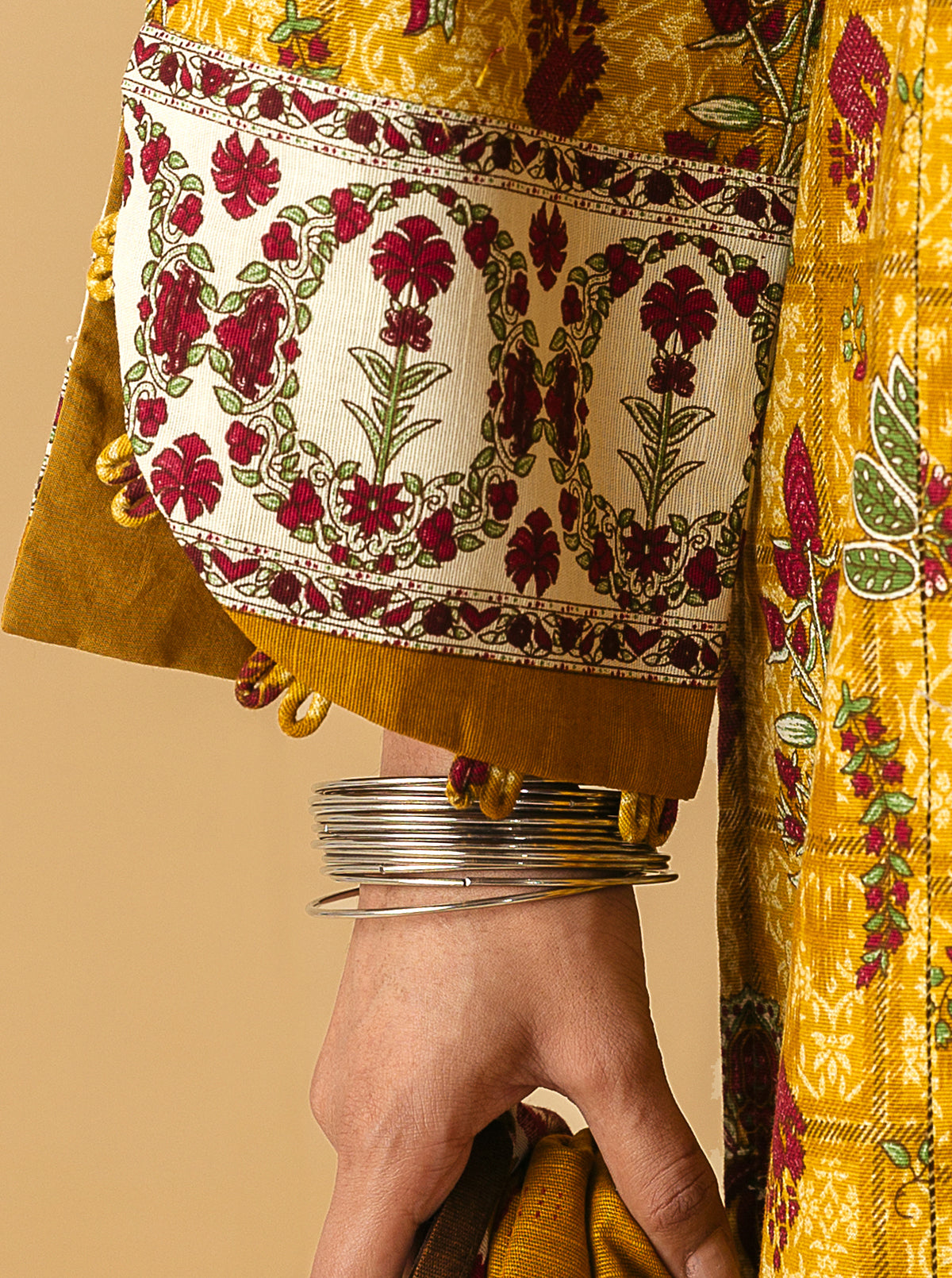 3 Piece - Embroidered Khaddar Suit - Amber Gardenia