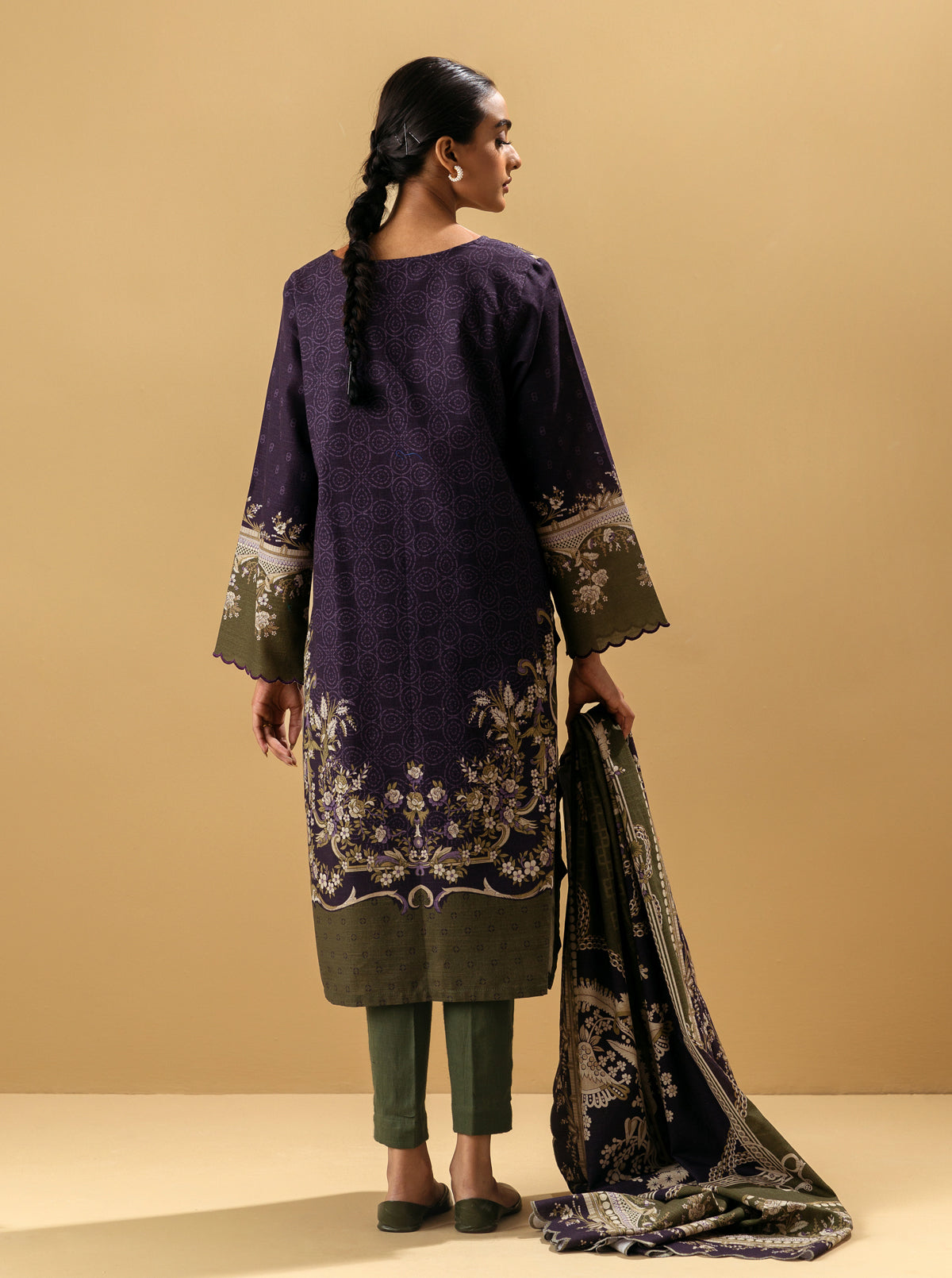 3 Piece - Printed Khaddar Suit - Byzantine Olive