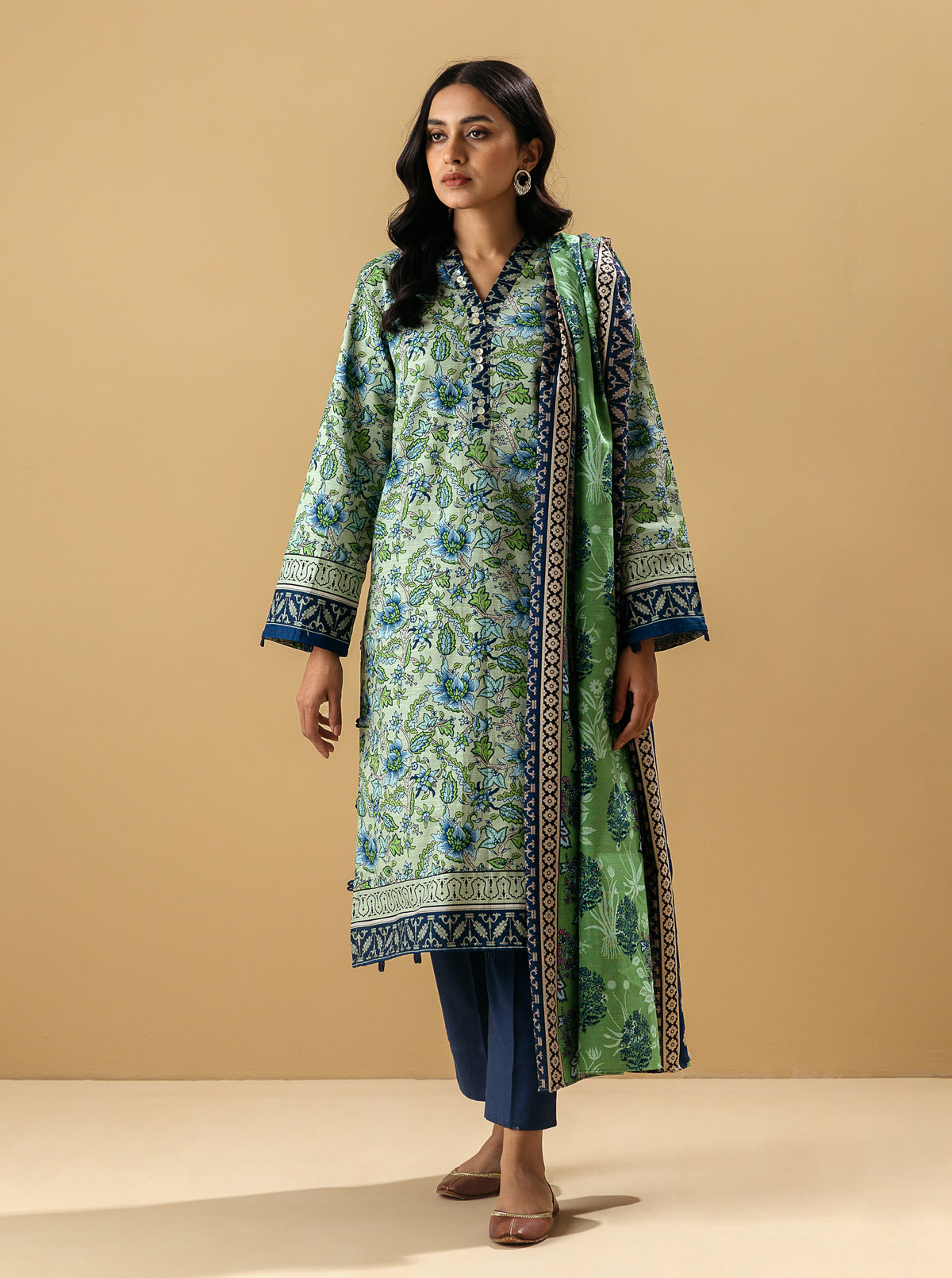 3 Piece - Printed Khaddar Suit - Verdant Bloom