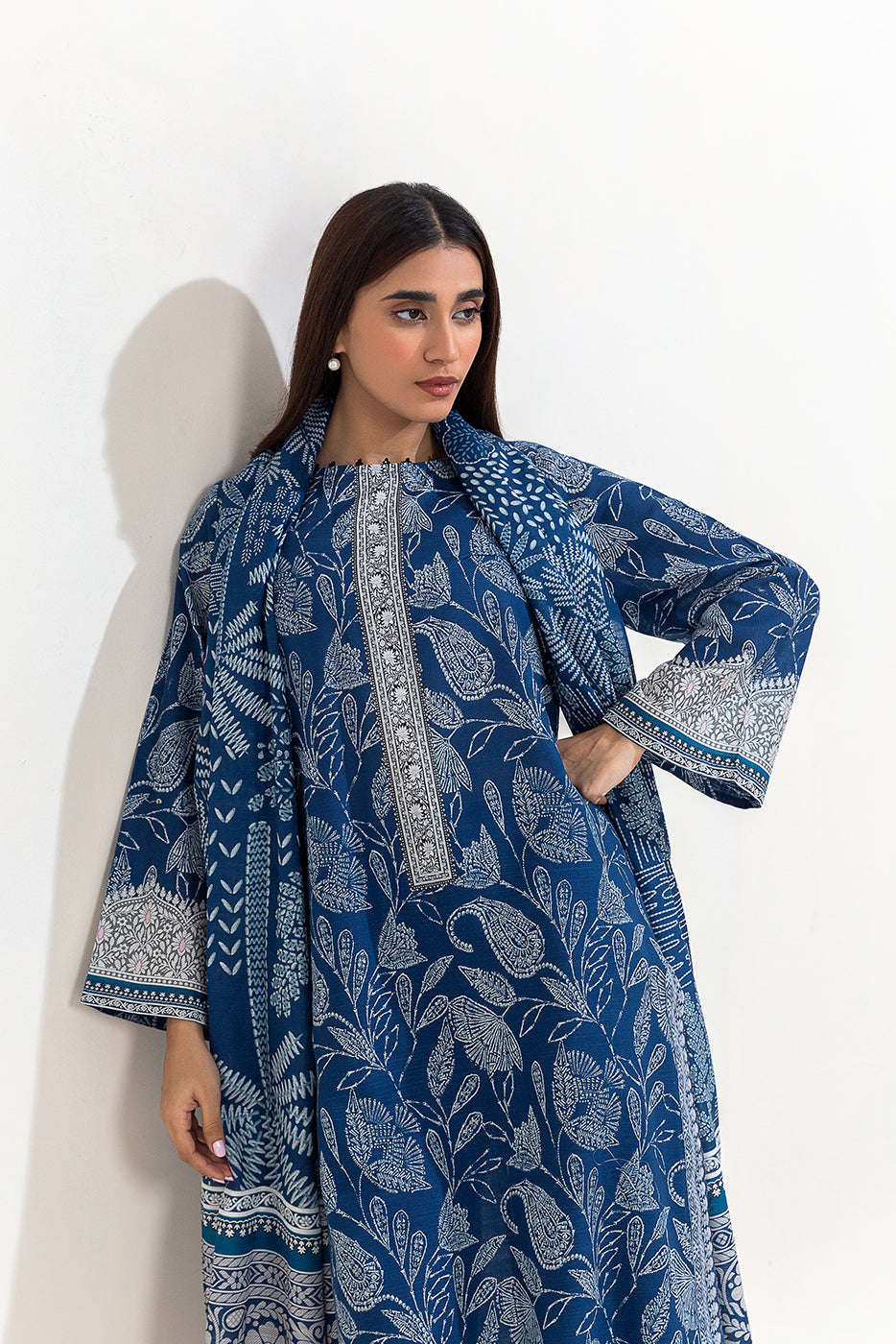3 Piece Printed Khaddar Suit-Turqoise Meadow (Unstitched)