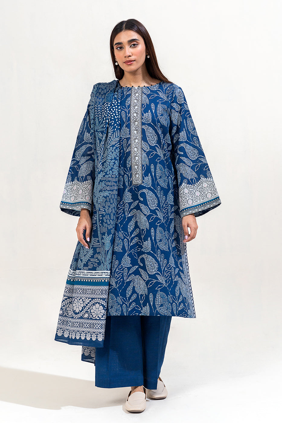 3 Piece Printed Khaddar Suit-Turqoise Meadow (Unstitched)