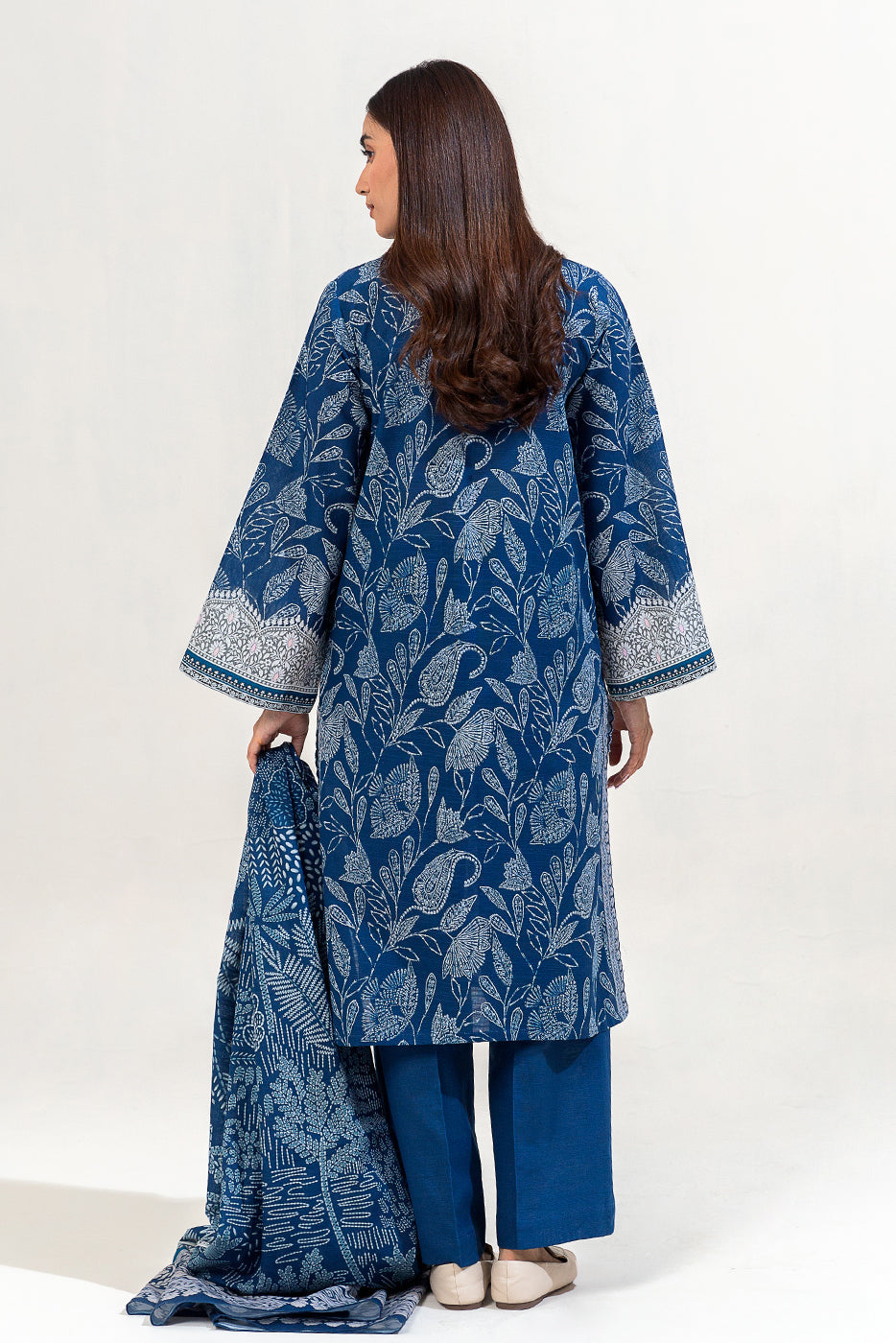 3 Piece Printed Khaddar Suit-Turqoise Meadow (Unstitched)