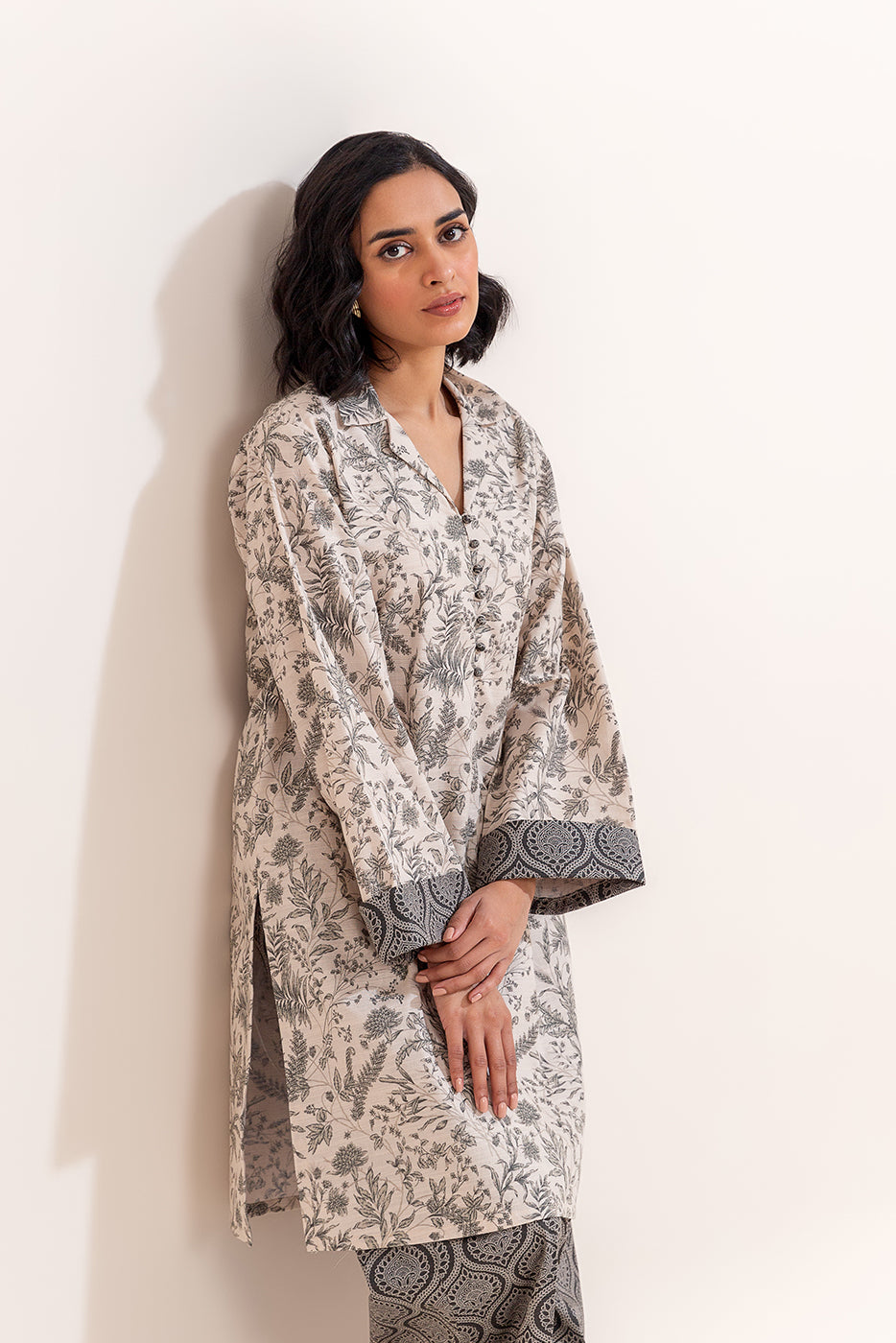 2 Piece Printed Khaddar Suit-Whisper Ash (Unstitched)