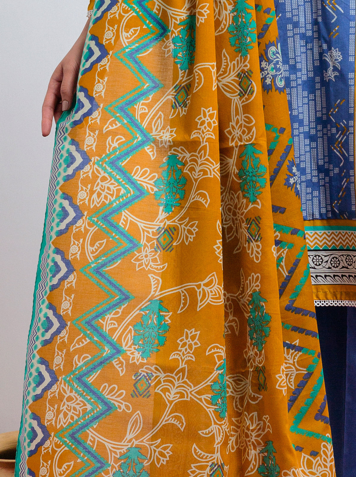 3 Piece - Printed Lawn Suit - Blue Gaze