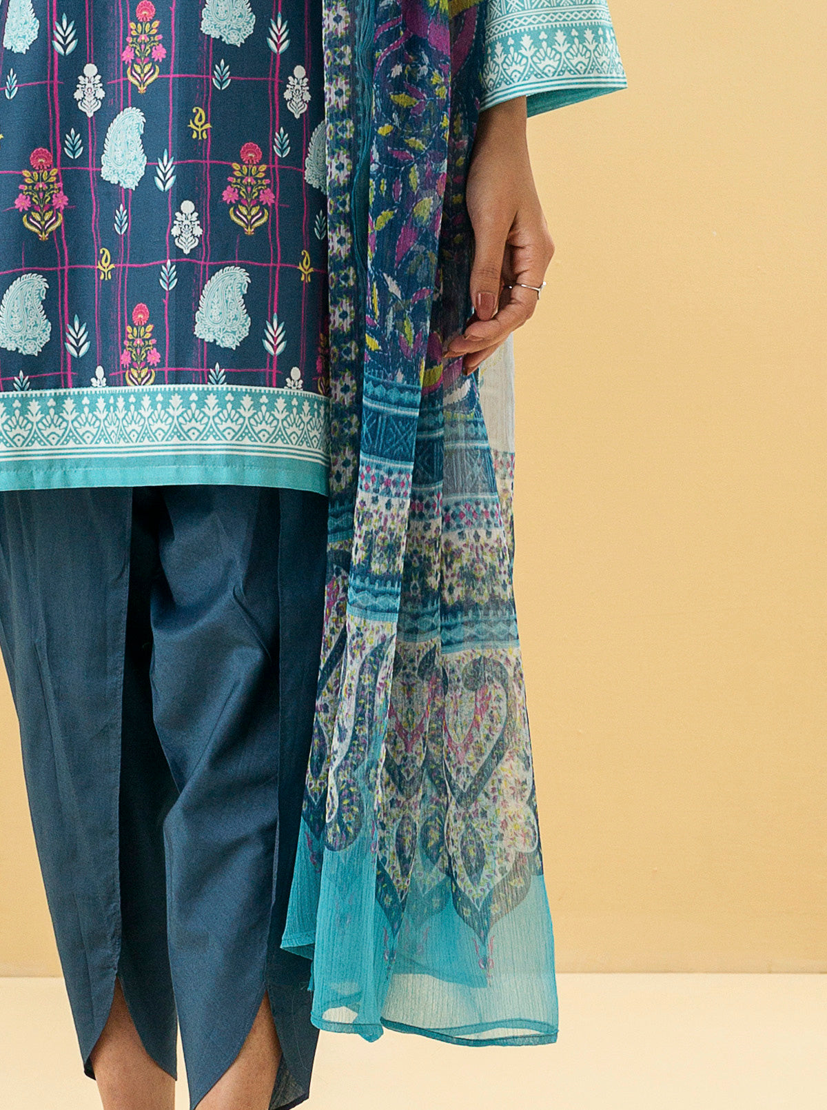 2 PIECE - PRINTED LAWN SUIT - MAZARINE BLUE