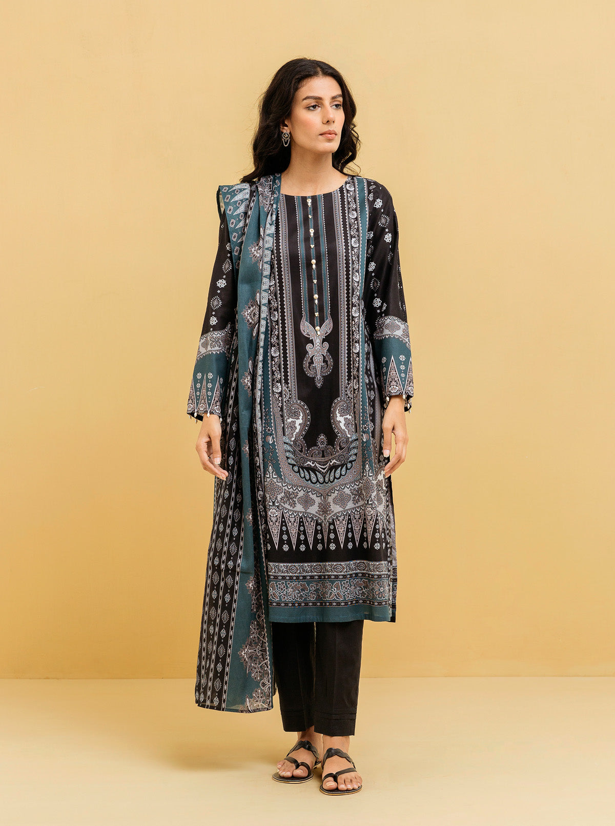 2 Piece - Printed Lawn Suit - Black Nostalgia