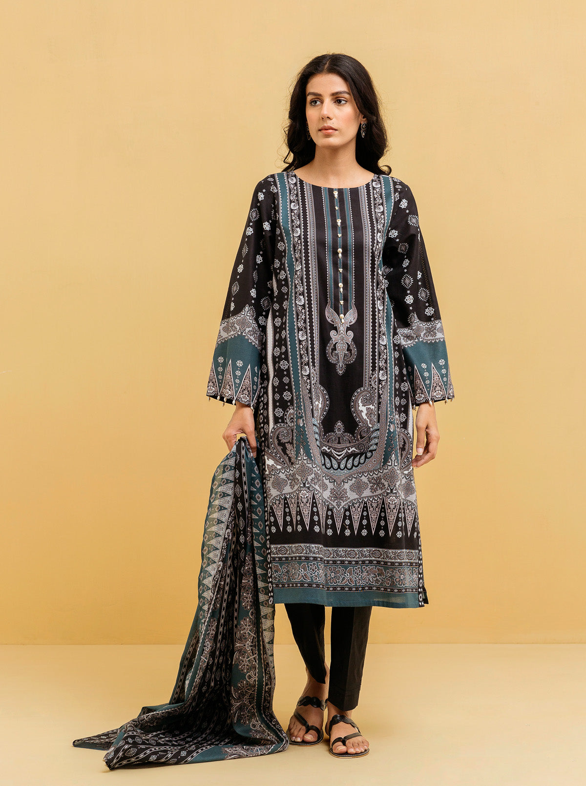 2 Piece - Printed Lawn Suit - Black Nostalgia