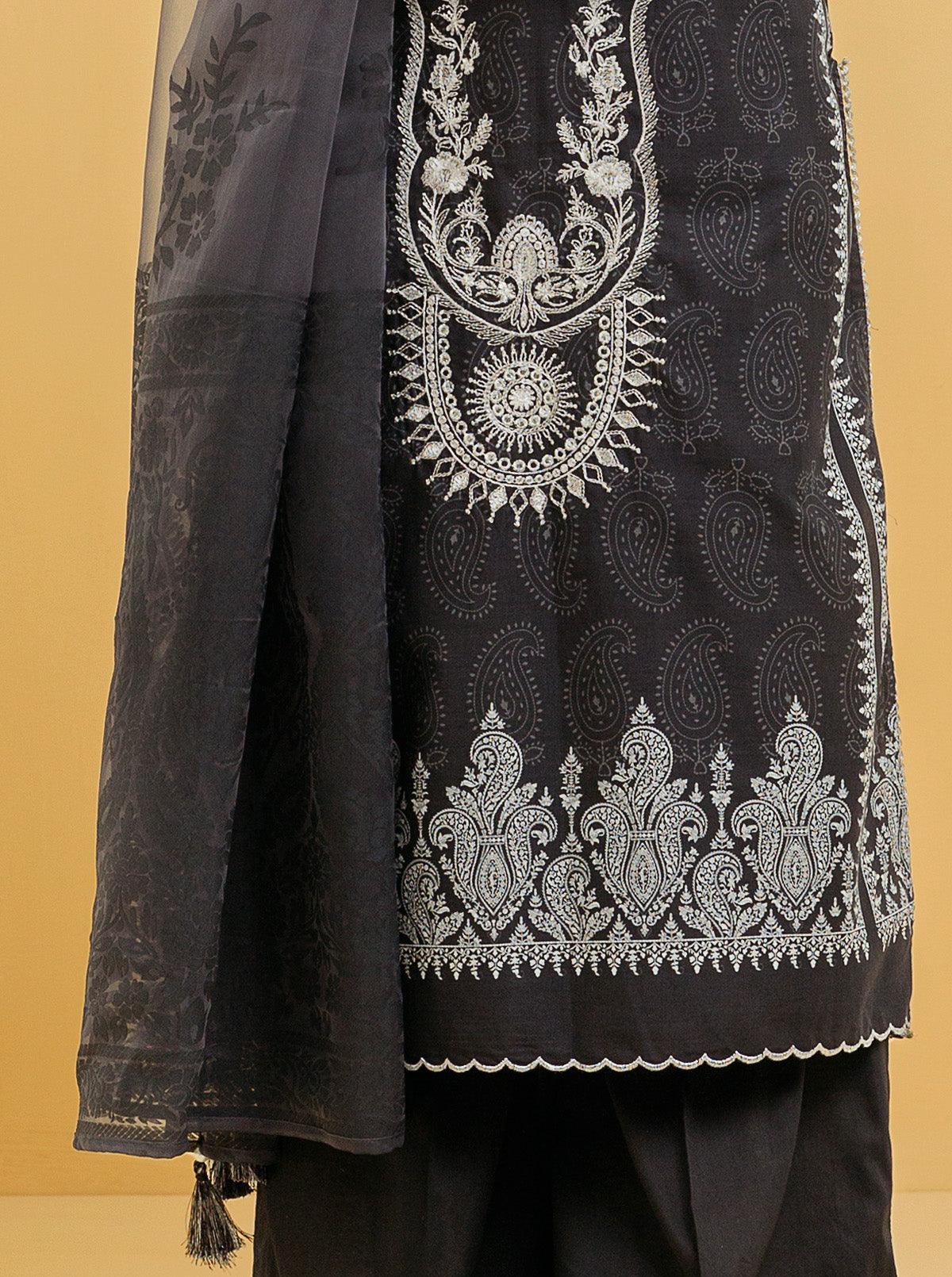 3 Piece - Embroidered Lawn Suit - Midnight Dust
