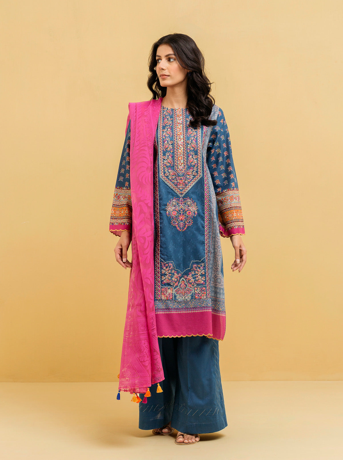 3 Piece - Embroidered Lawn Suit - Glamour Gleam
