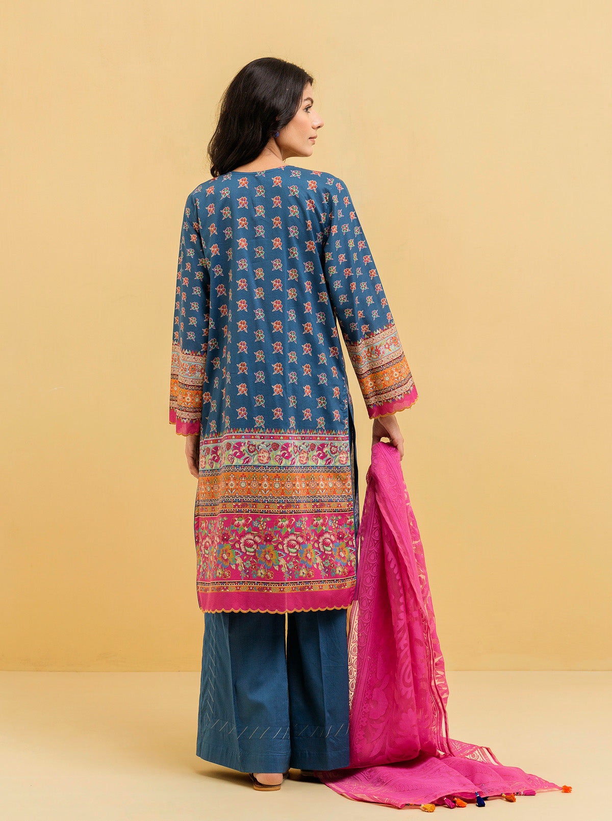 3 Piece - Embroidered Lawn Suit - Glamour Gleam
