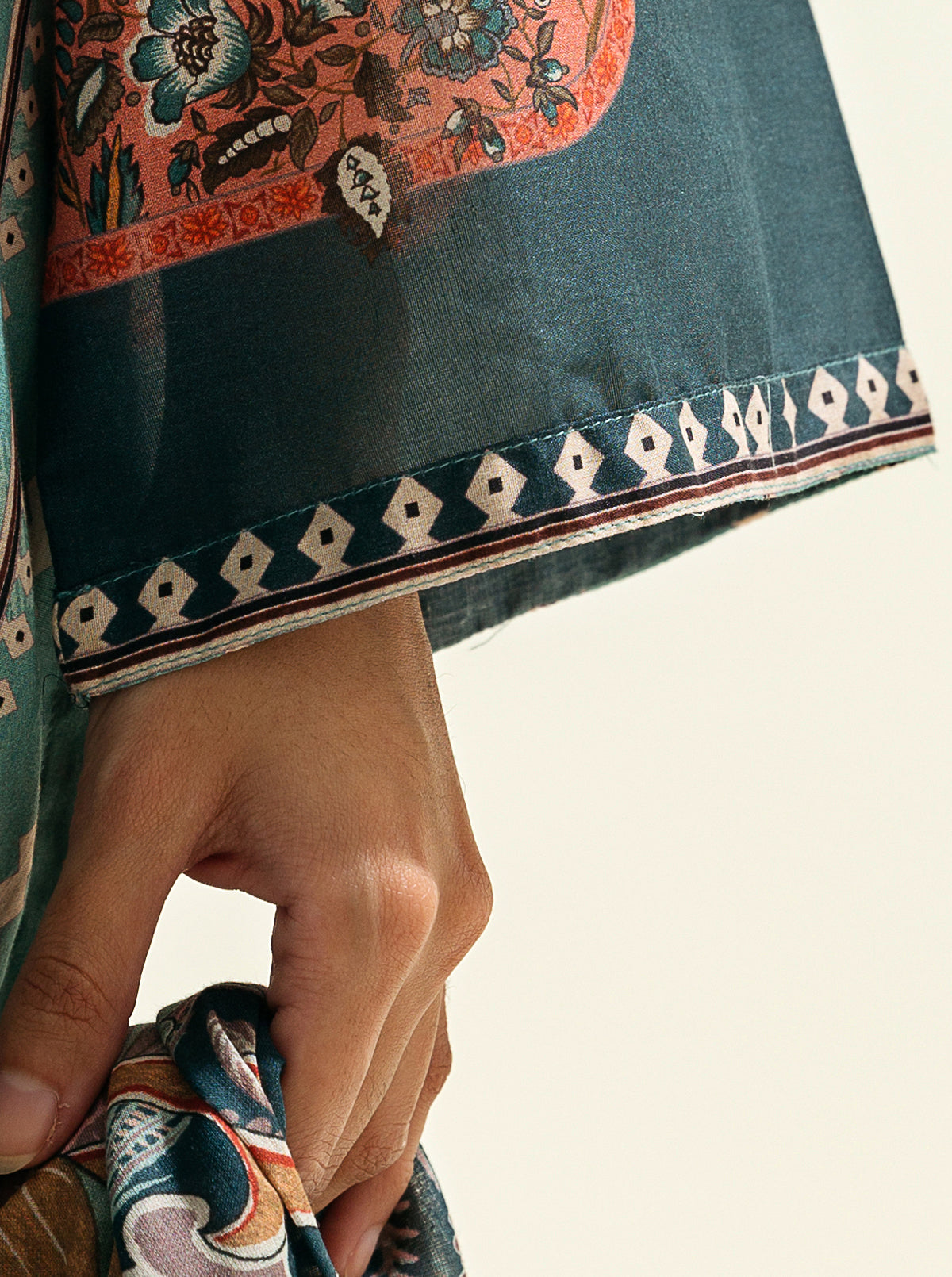 3 Piece - Printed Lawn Suit - Dawn Desire