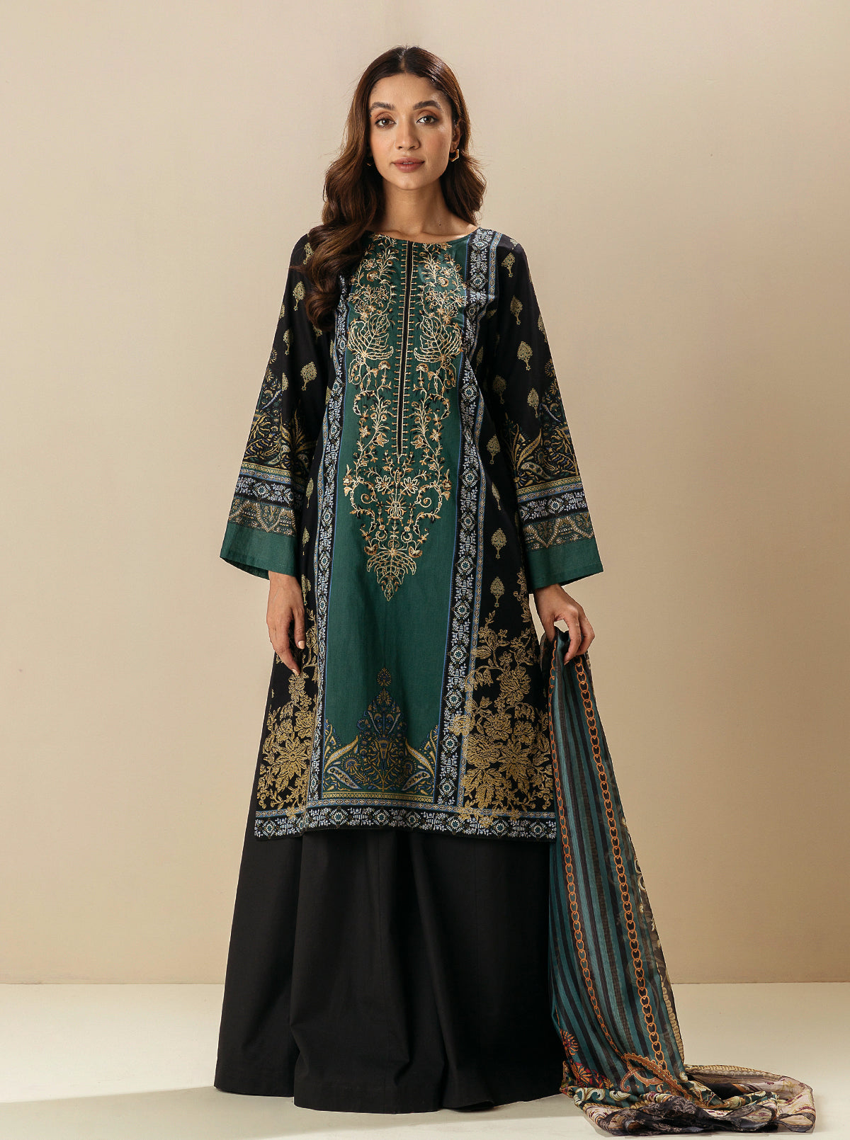 3 Piece - Embroiderd Lawn Suit - Regal Ebony