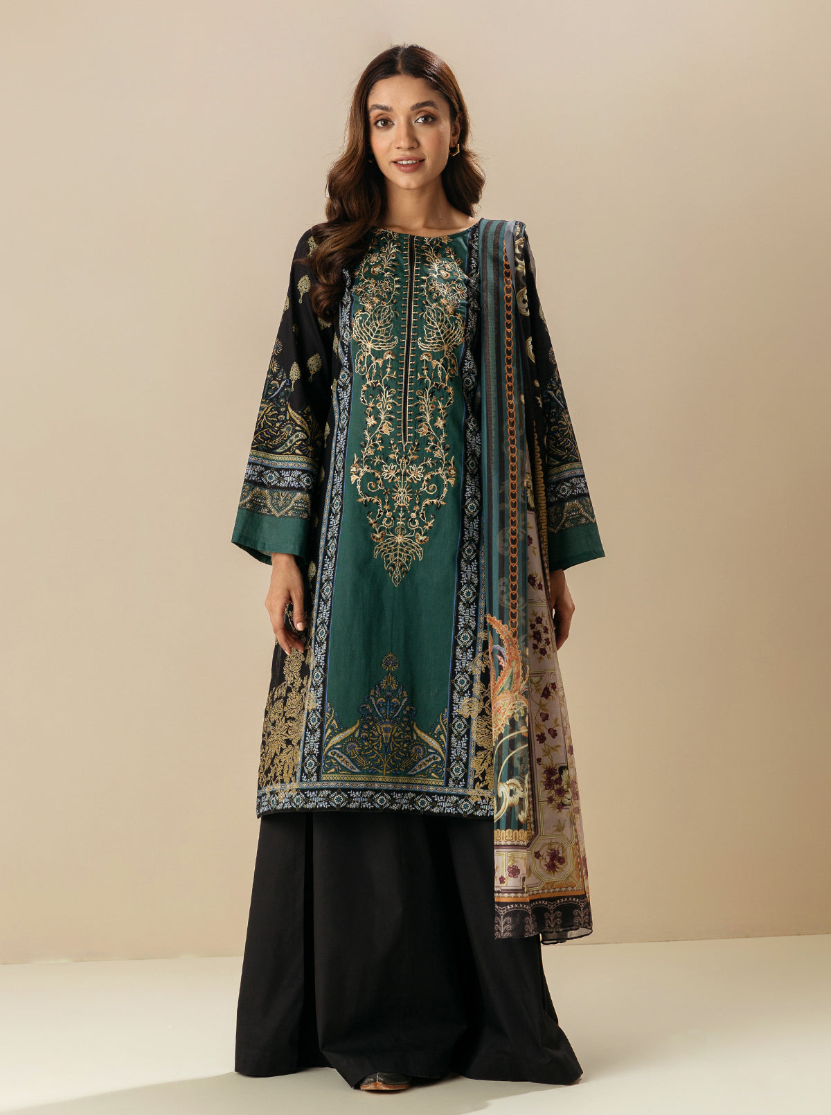 3 Piece - Embroiderd Lawn Suit - Regal Ebony