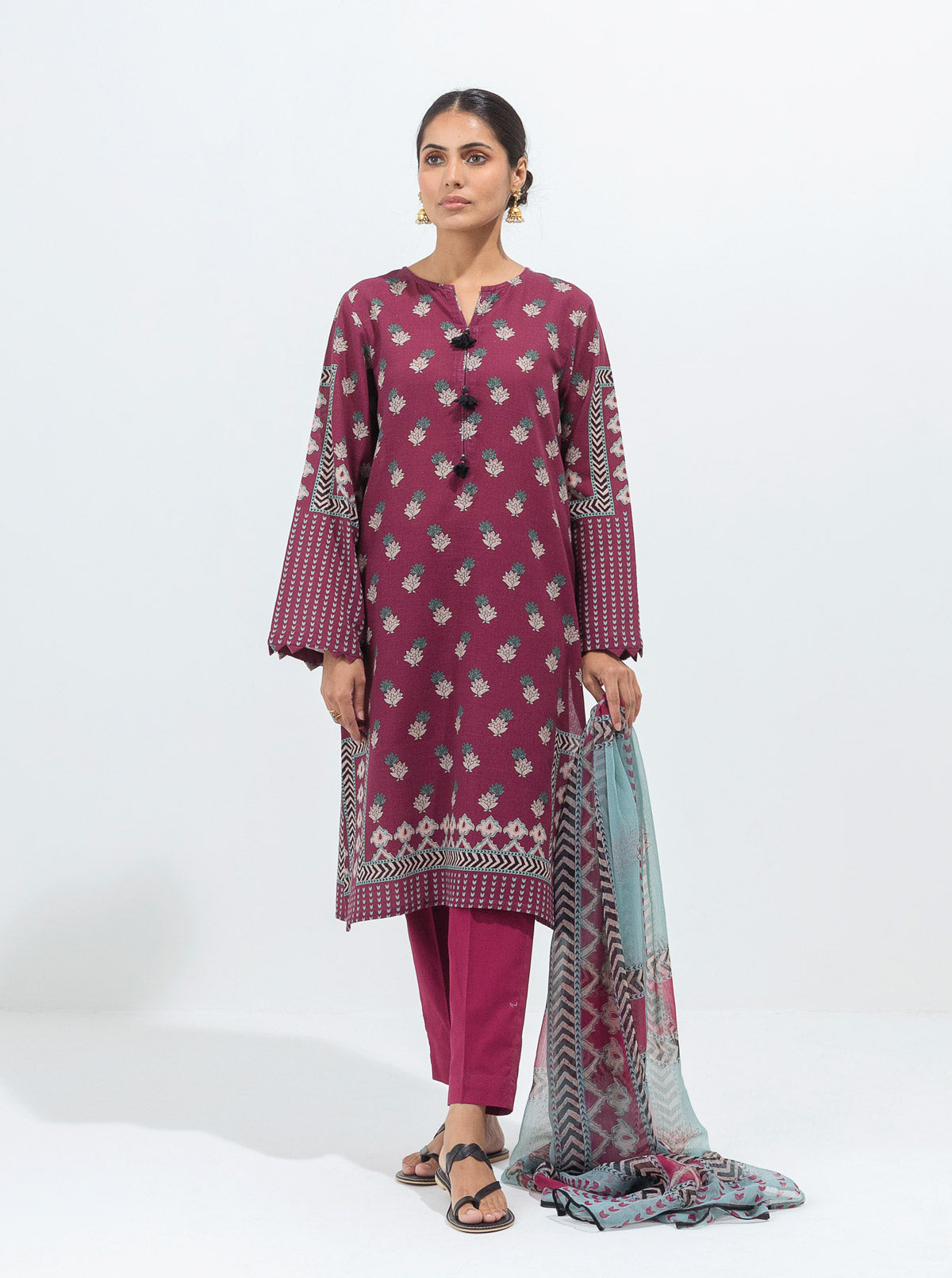 3 Piece - Printed Khaddar Suit - Fuchsia Flora