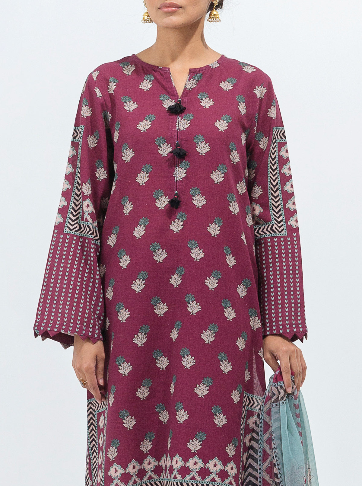 3 Piece - Printed Khaddar Suit - Fuchsia Flora