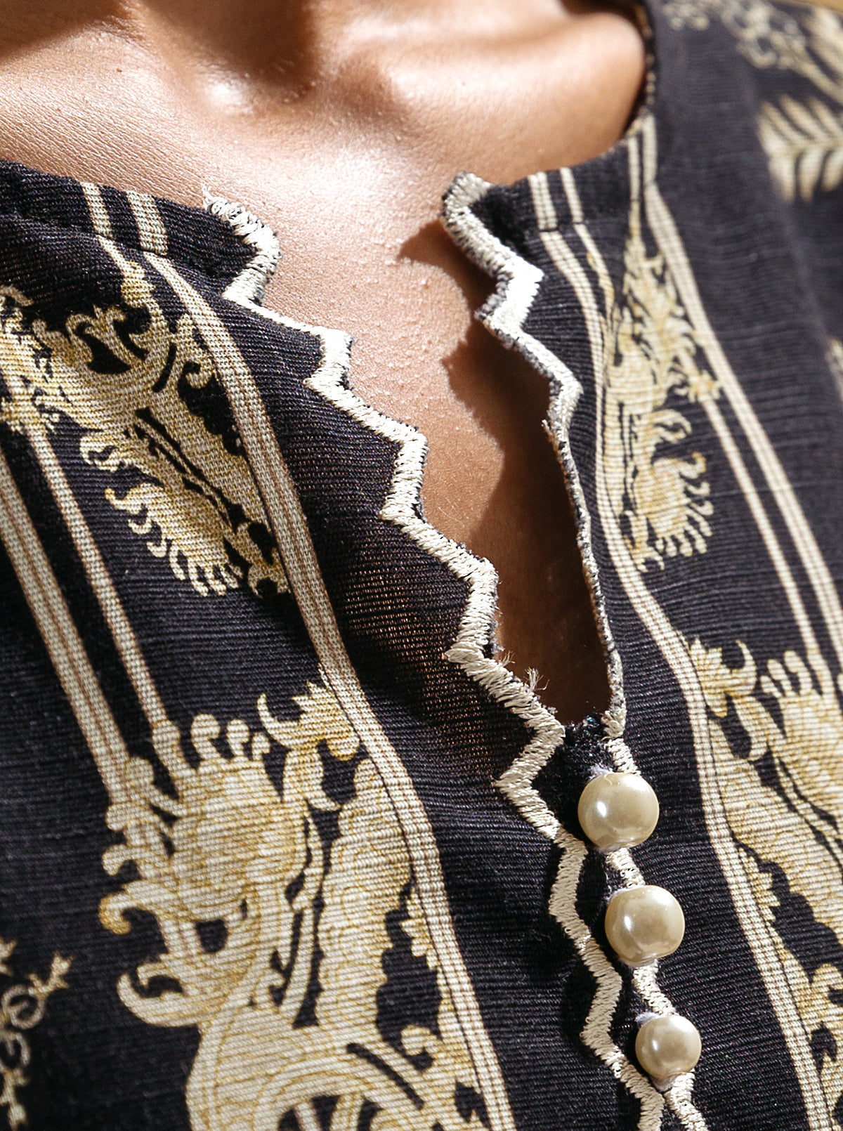 1 PIECE - PRINTED KHADDAR SHIRT - EBONY GARGEN