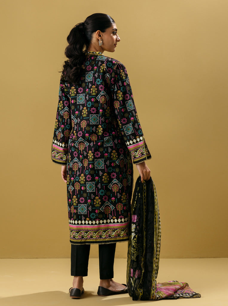 3 Piece - Printed Khaddar Suit - Majestic Flora