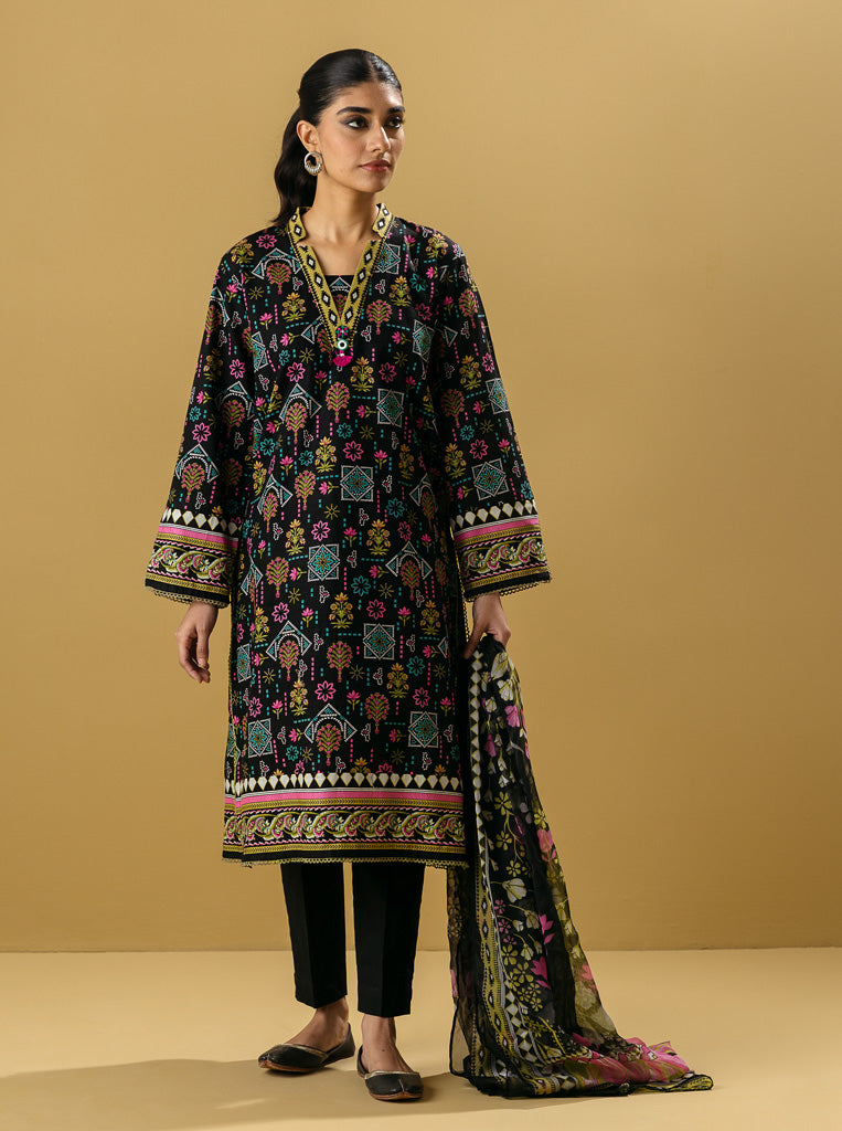 3 Piece - Printed Khaddar Suit - Majestic Flora