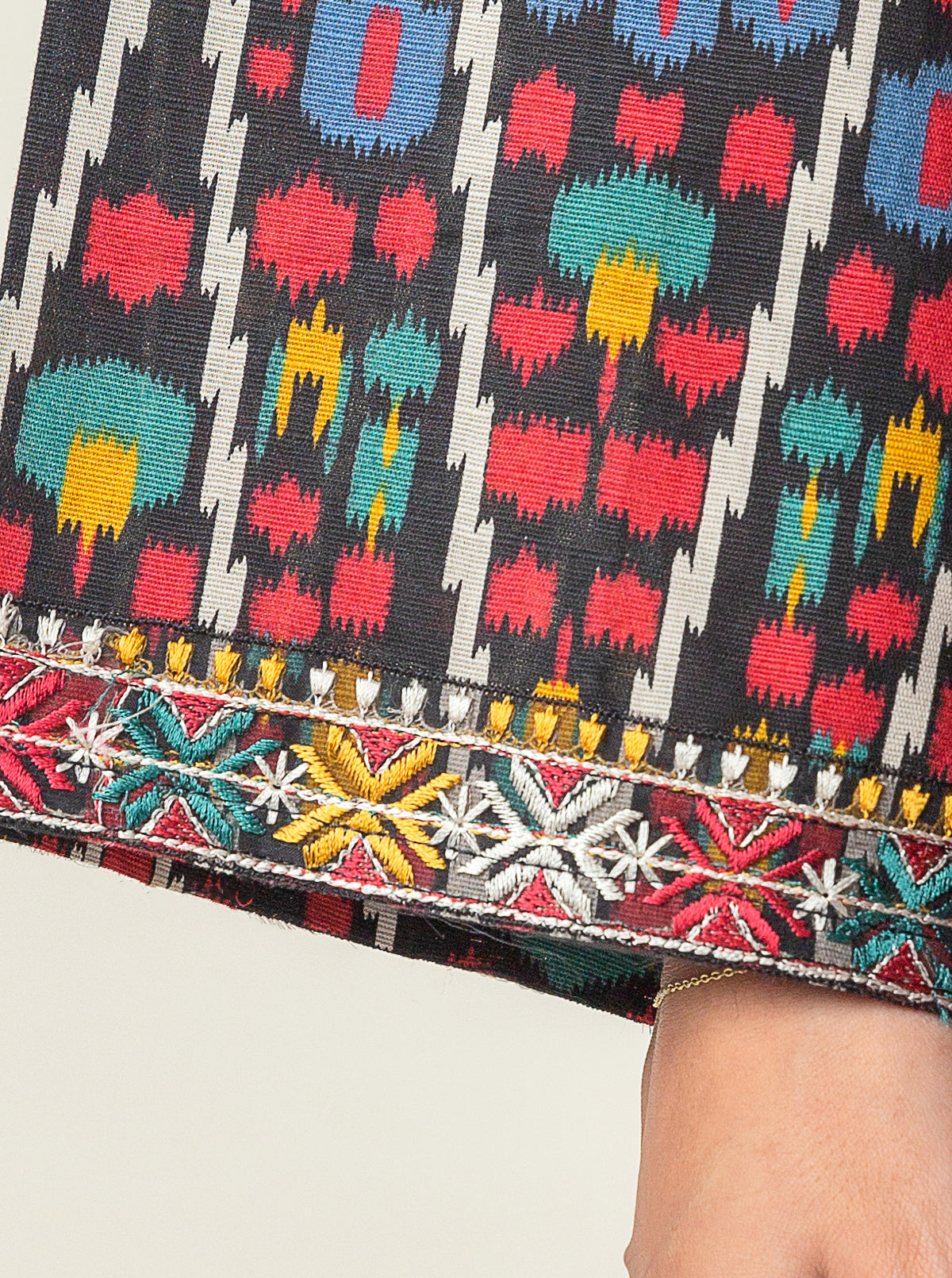 2 Piece - Embroidered Khaddar Suit - Mystique Mistica