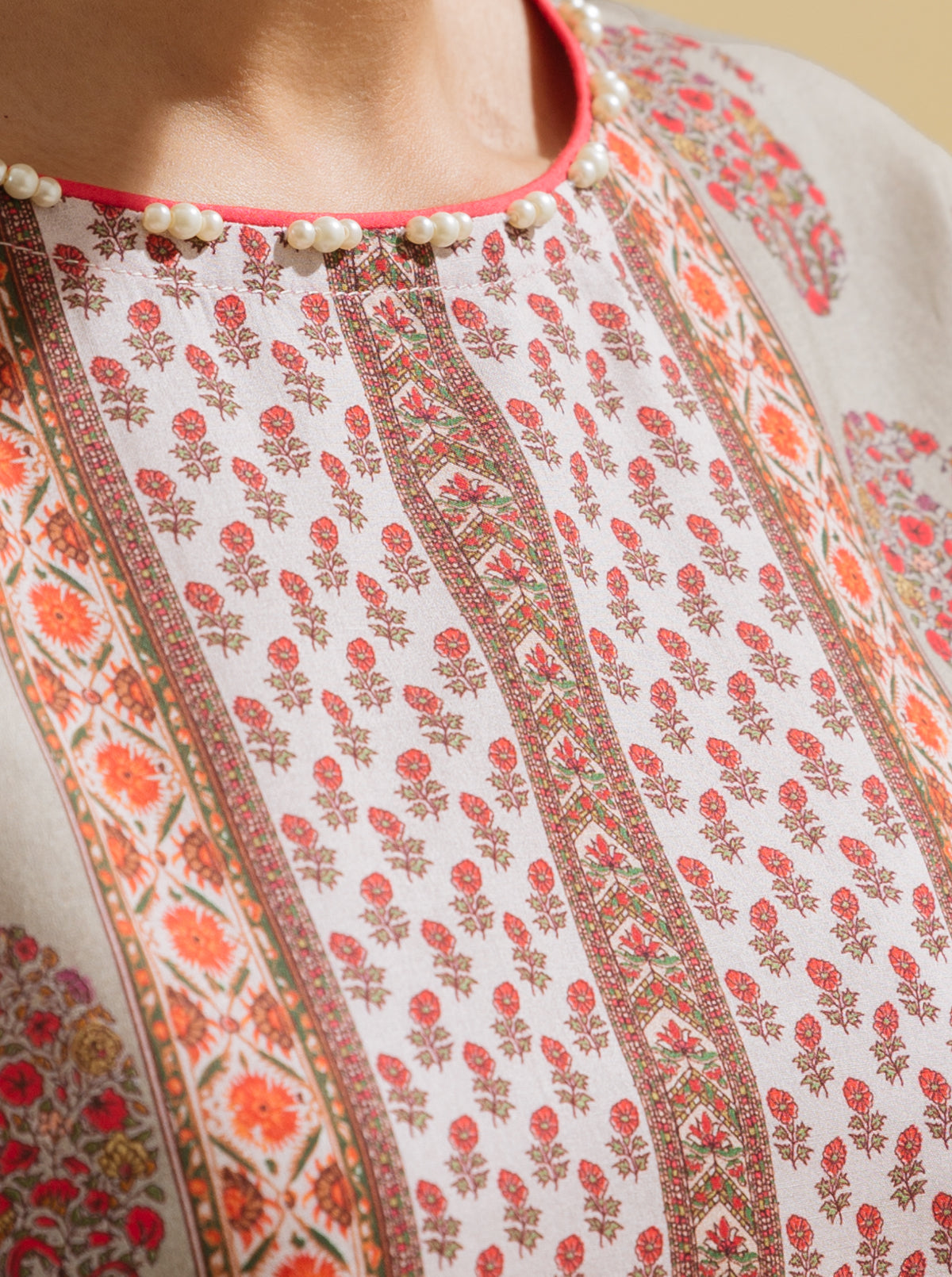 3 PIECE - PRINTED LAWN SUIT - ETHEREAL ESSENCEMB3S22U26-MULTI-2000000197823-3PC