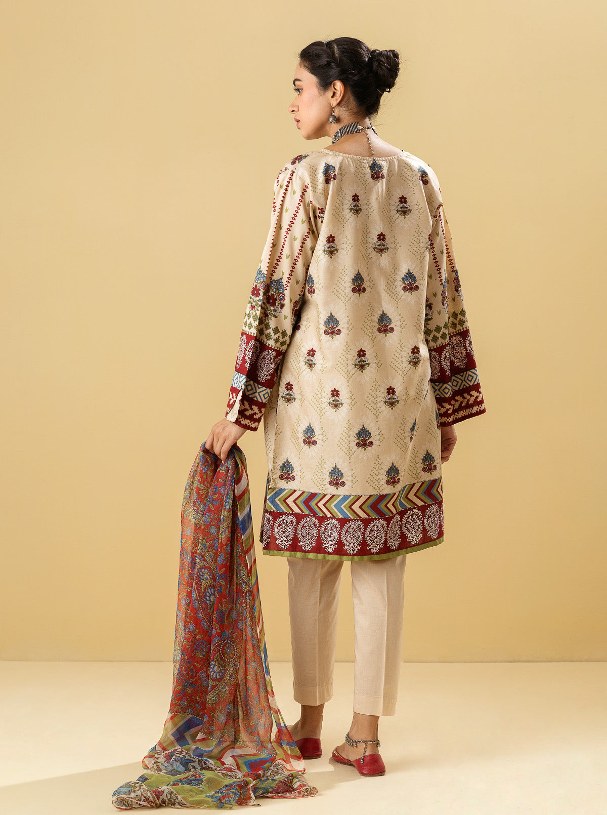 3 Piece - Printed Lawn Suit - Ivory Mist