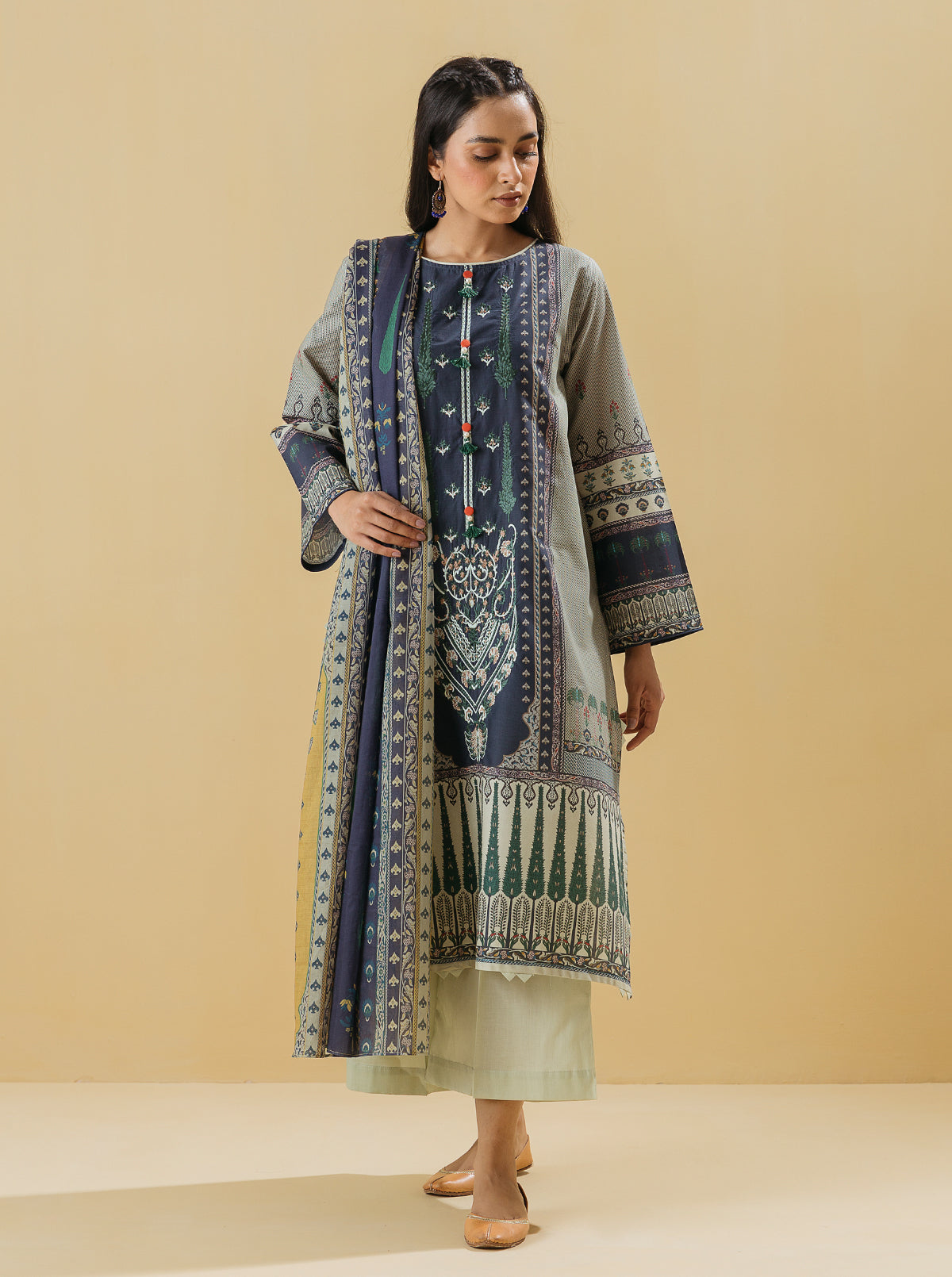 3 Piece - Embroidered Lawn Suit - Rococo Charm
