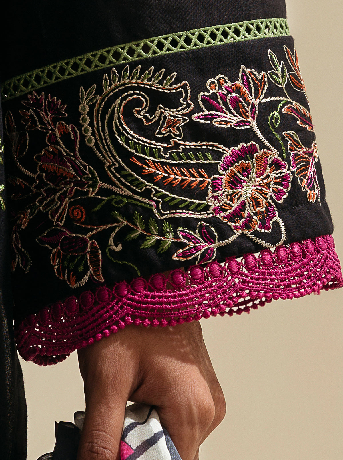 3 Piece - Embroidered Lawn Suit - Ebony Shine